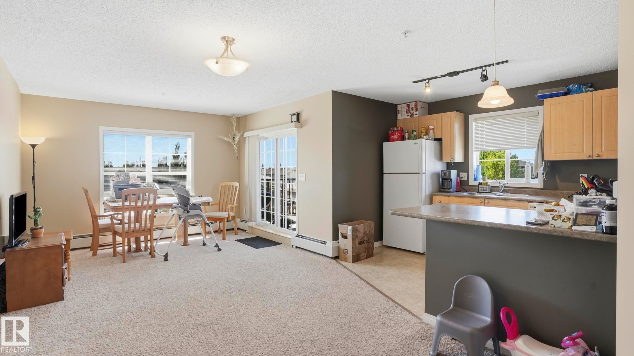 #317 630 Mcallister Lo Sw, Edmonton, AB - Indoor