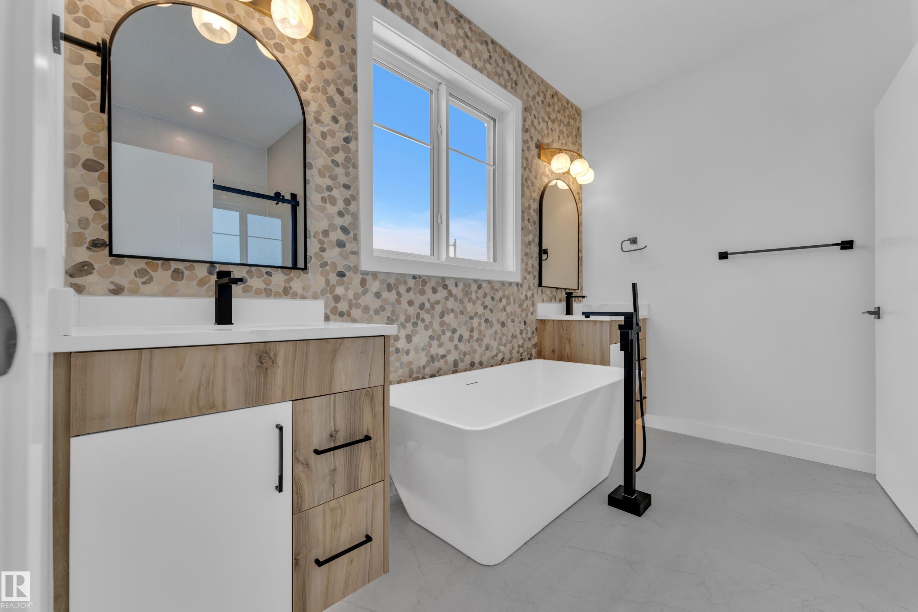 159 Graybriar Dr, Stony Plain, AB - Indoor Photo Showing Bathroom