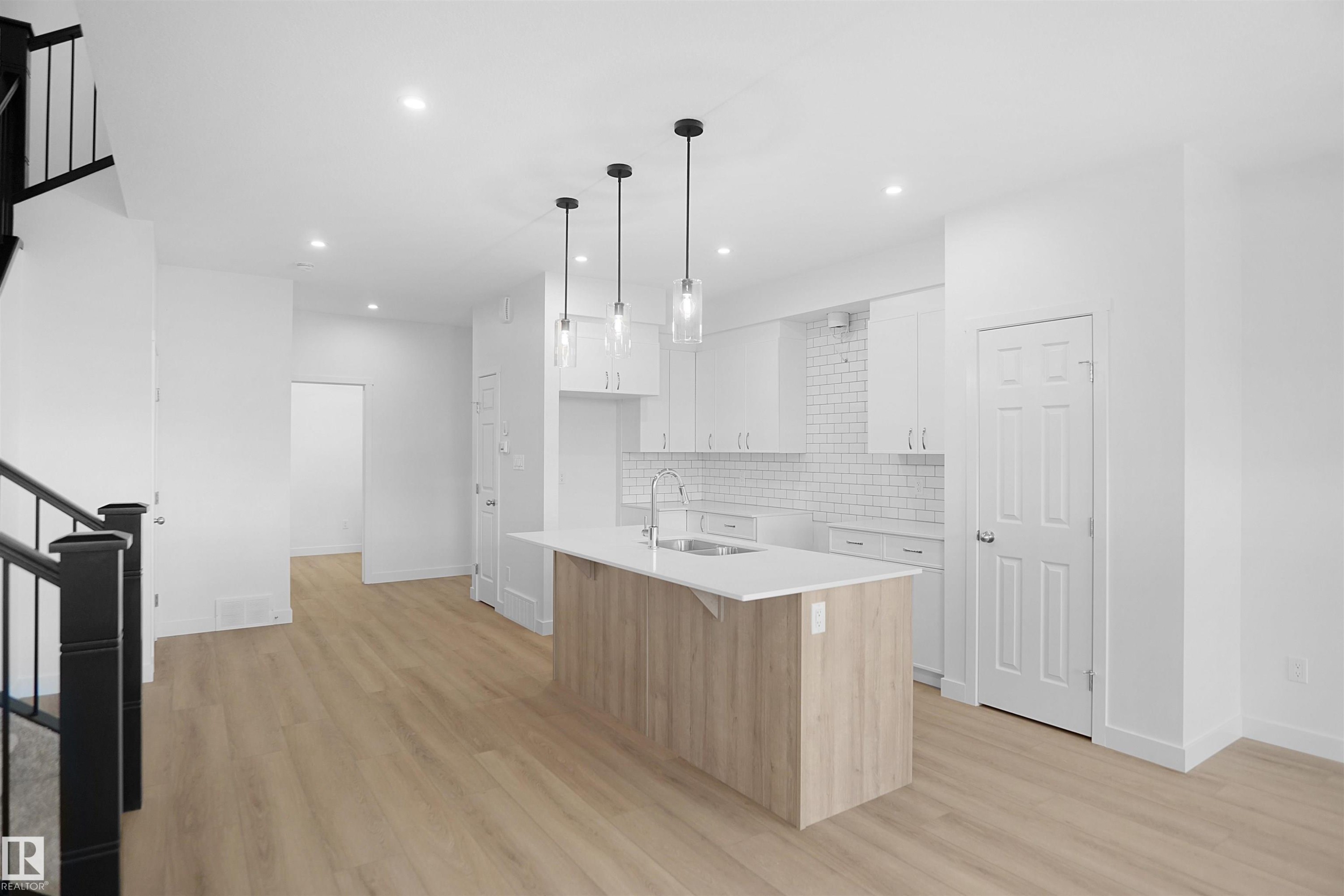 2258 194A Street, Edmonton, AB