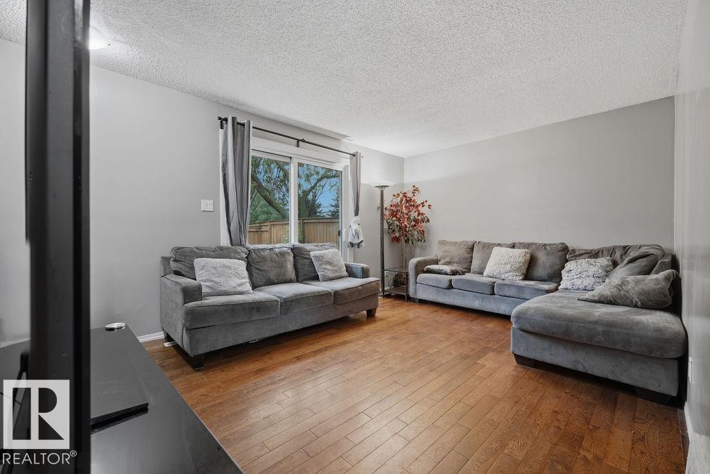 5655 137 Avenue, Edmonton, AB