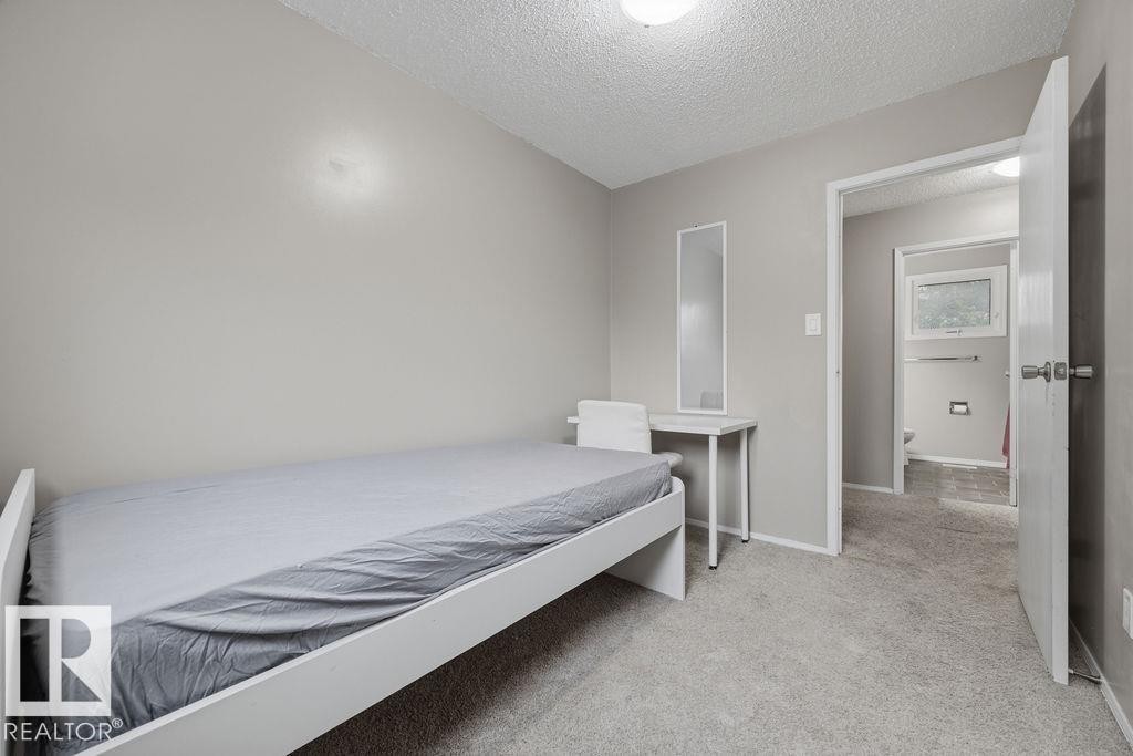 5655 137 Avenue, Edmonton, AB