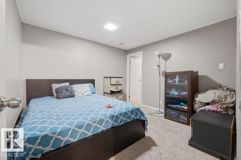 5655 137 Avenue, Edmonton, AB