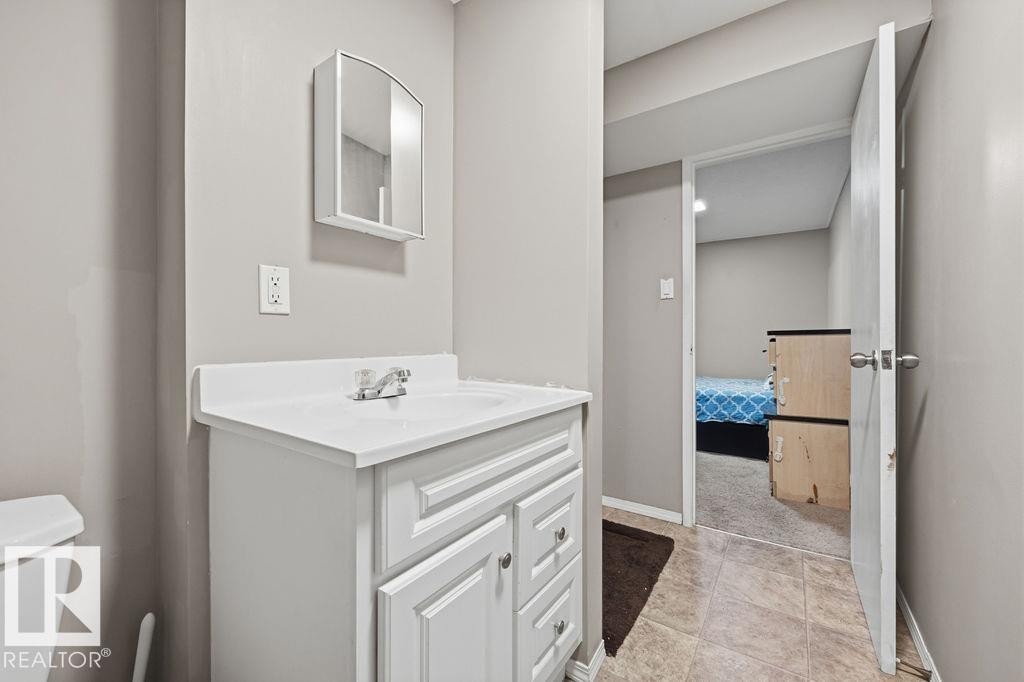 5655 137 Avenue, Edmonton, AB
