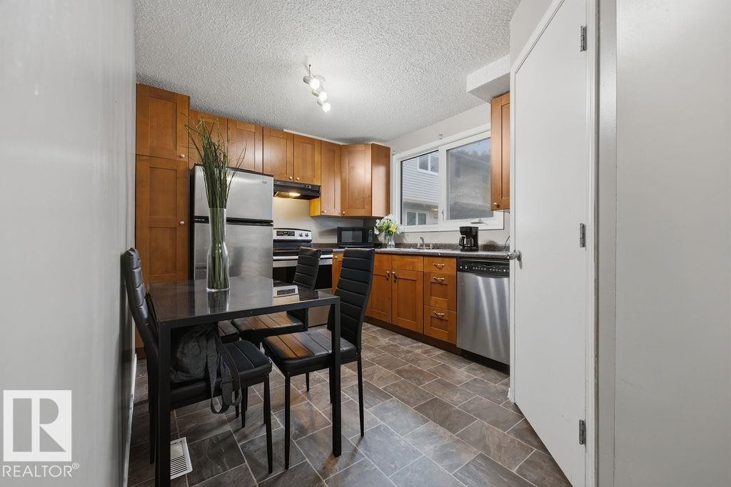 5655 137 Avenue, Edmonton, AB