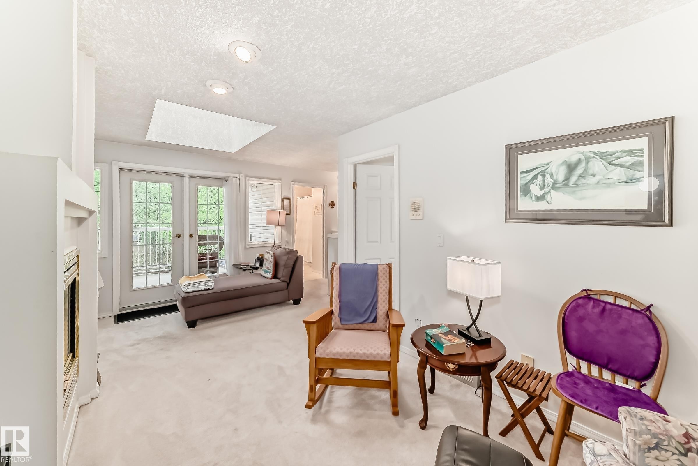 11650 103 Avenue, Edmonton, AB - Indoor