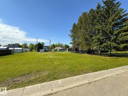 5015 53 Avenue Warburg, AB T0C 2T0