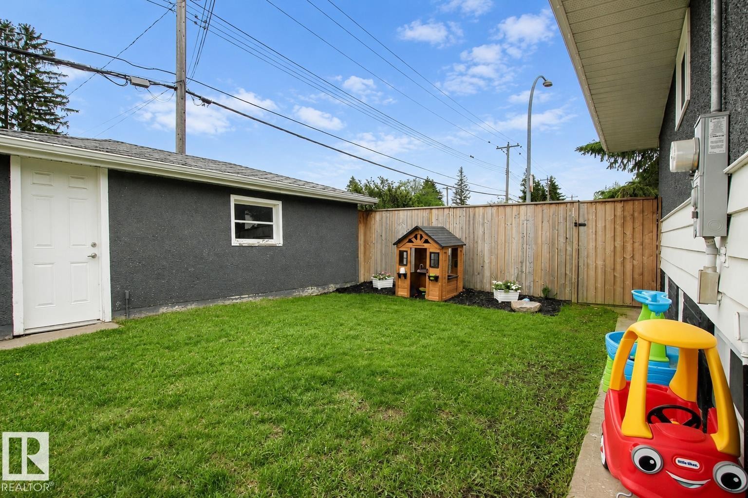 4904 103 Avenue, Edmonton, AB