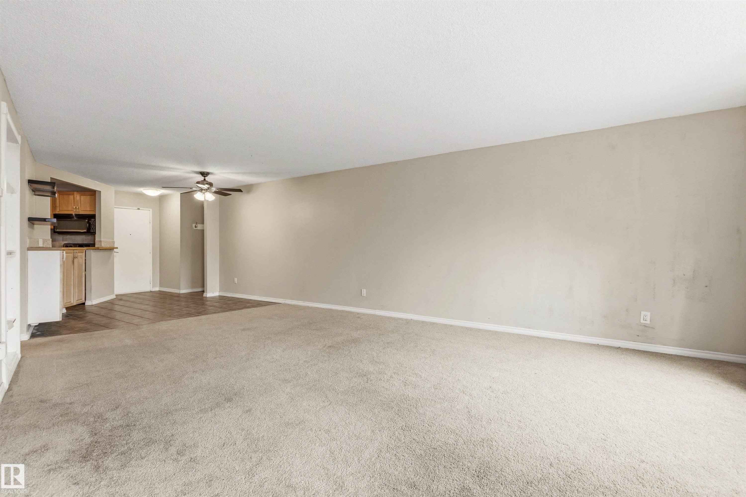 #303 10045 117 St Nw, Edmonton, AB