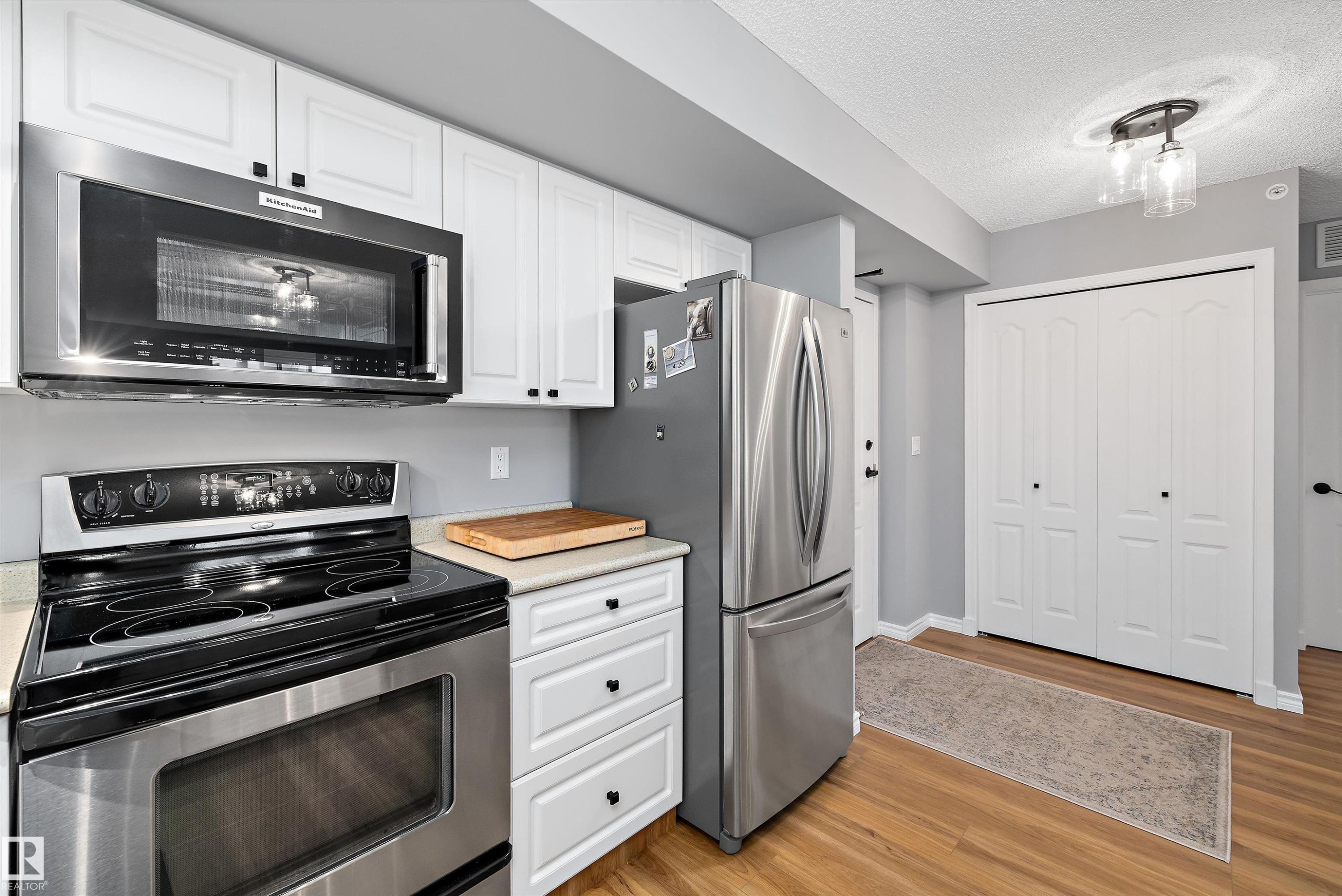 1503 10909 103 Avenue, Edmonton, AB