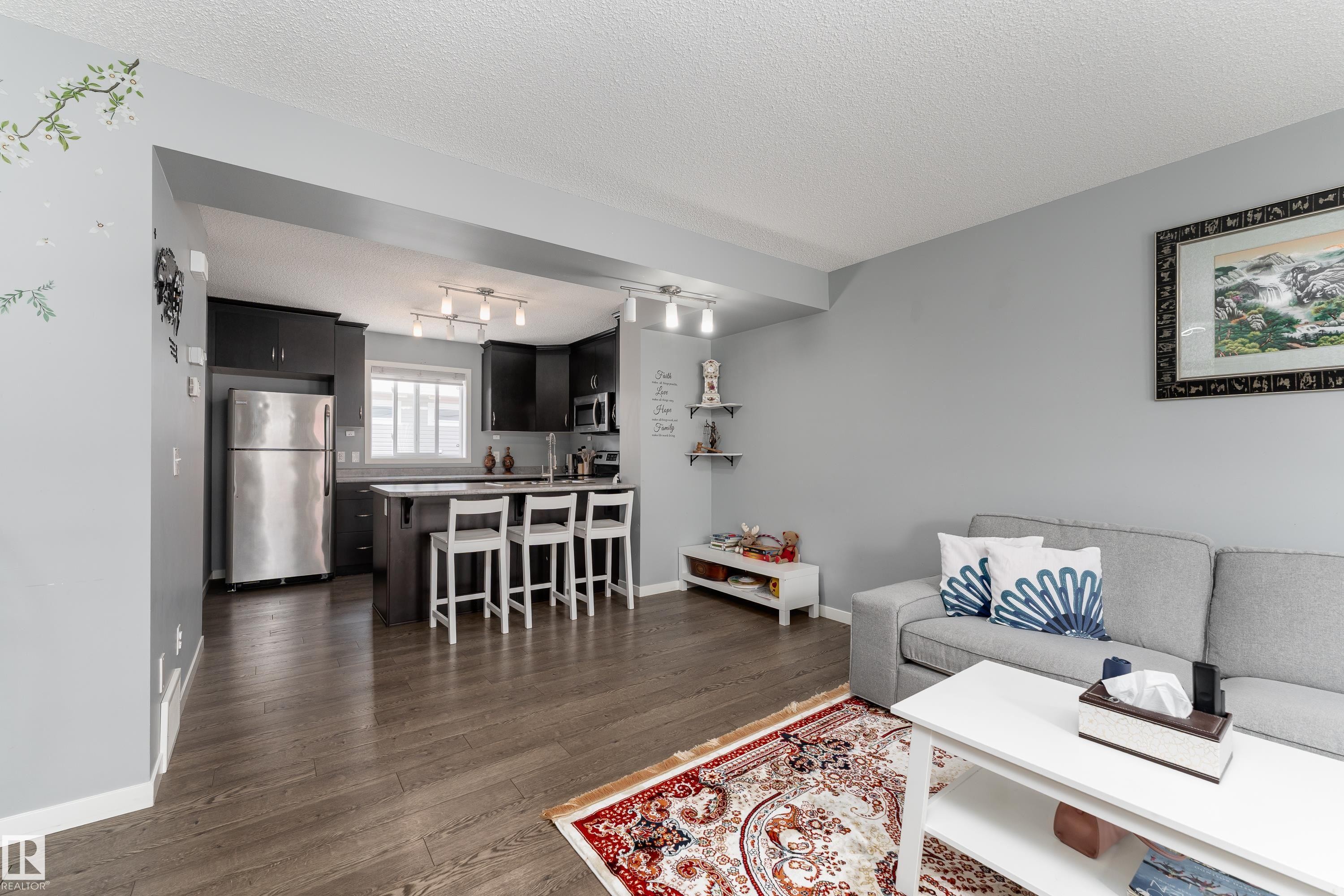 2 1816 Rutherford Road, Edmonton, AB