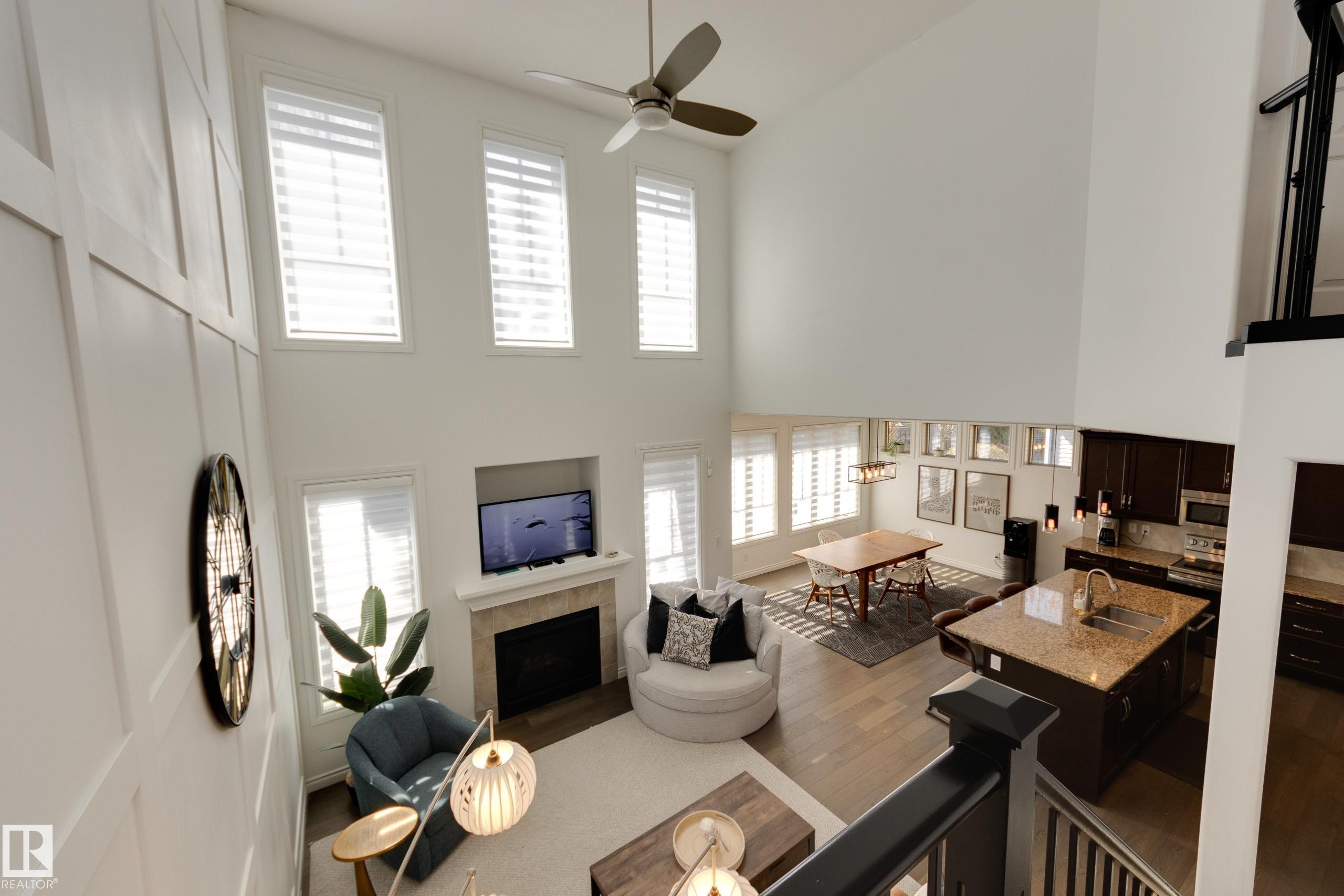 835 Armitage Wynd, Edmonton, AB - Indoor With Fireplace