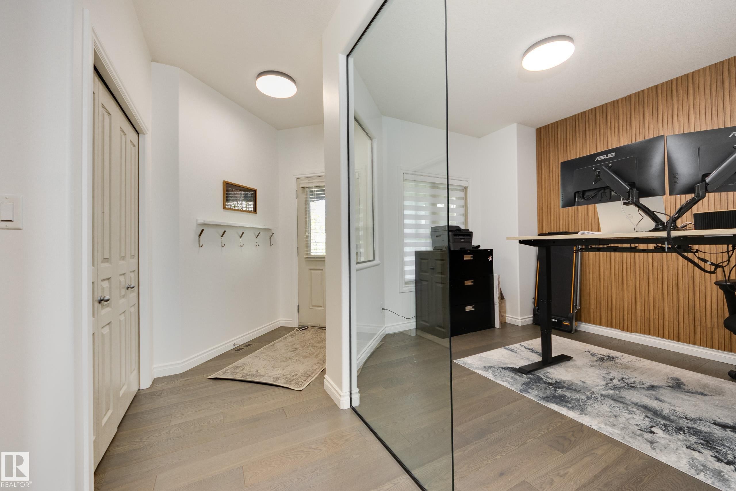 835 Armitage Wynd, Edmonton, AB - Indoor Photo Showing Other Room