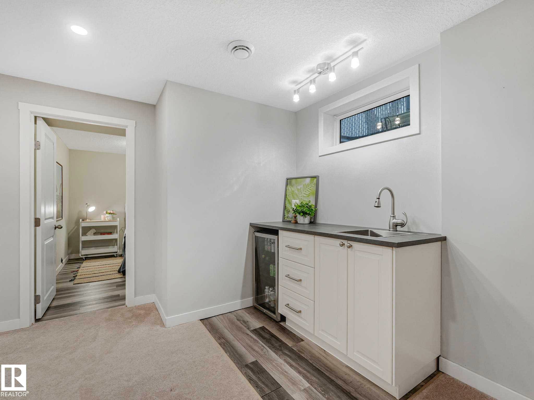33 Huron Drive, Leduc, AB