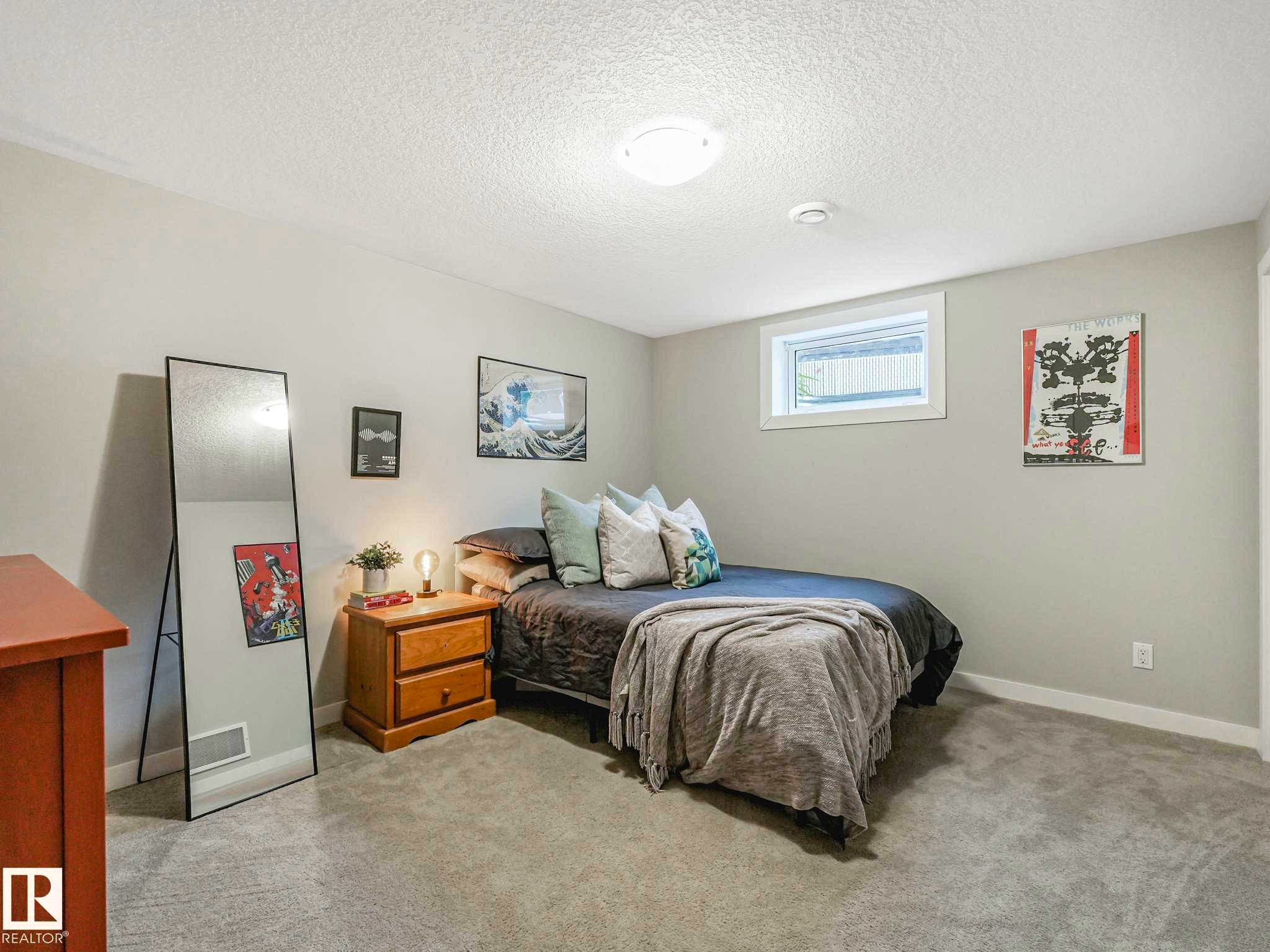 33 Huron Drive, Leduc, AB