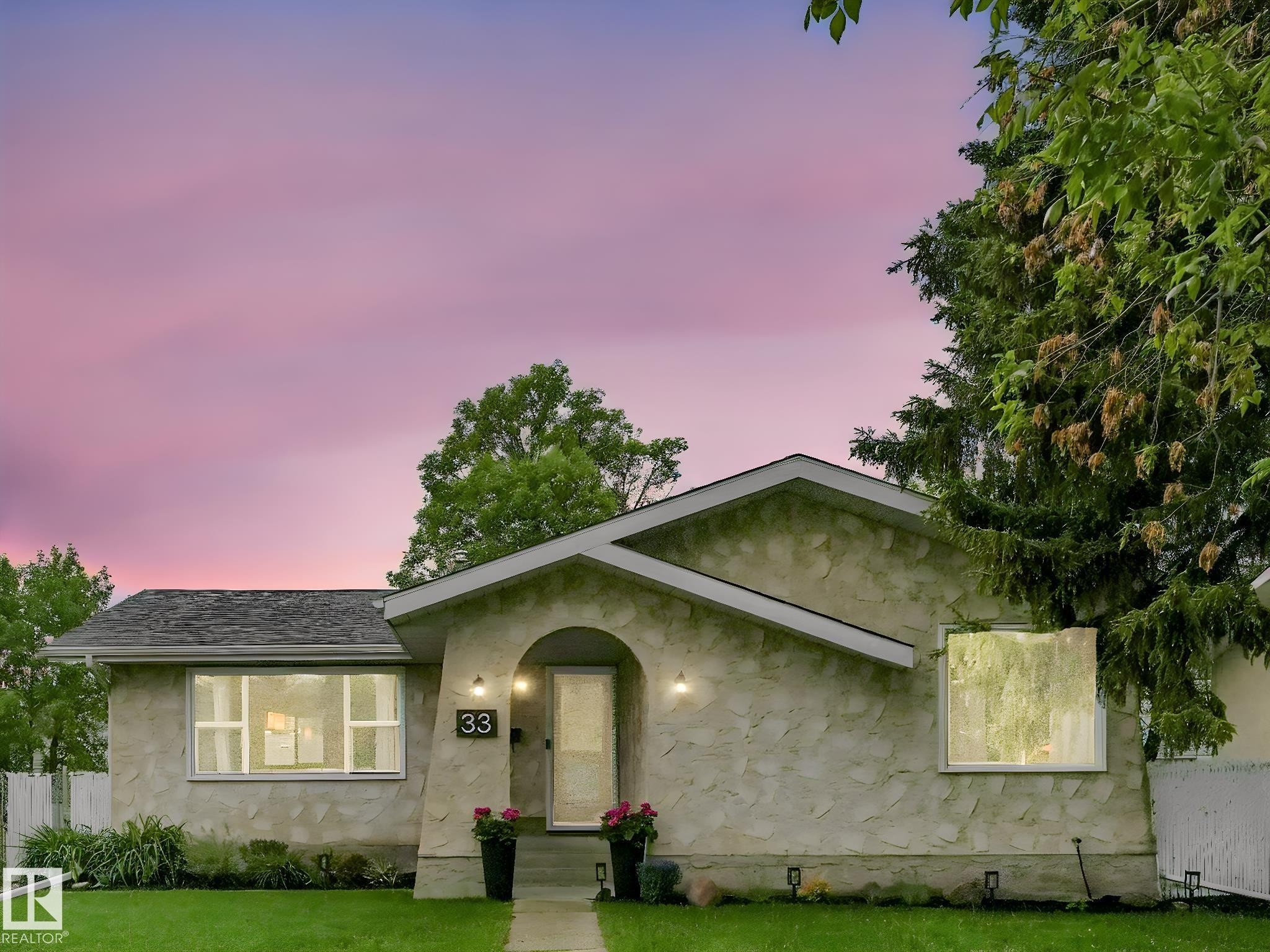 33 Huron Drive, Leduc, AB