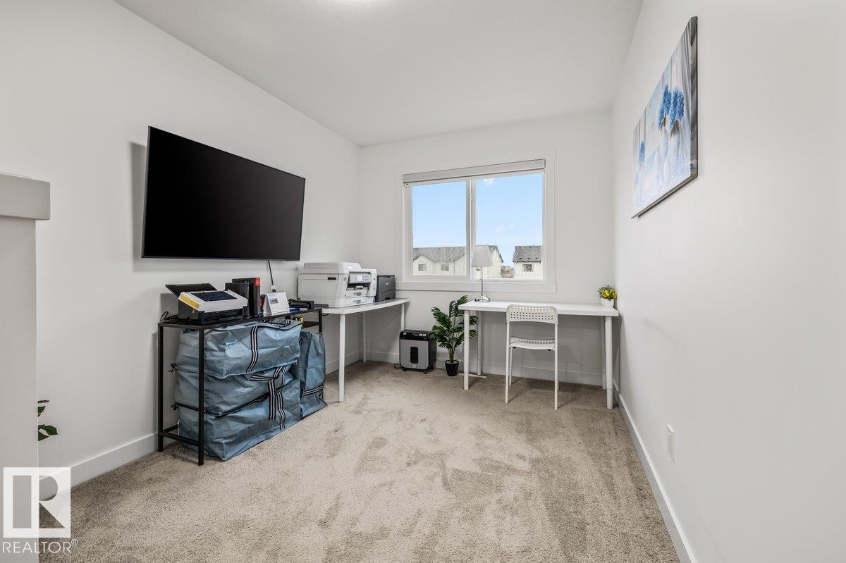 9307 221 Street, Edmonton, AB