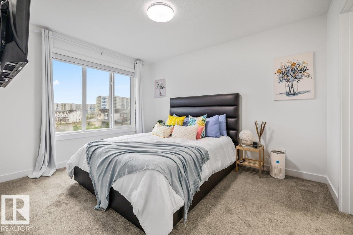 9307 221 Street, Edmonton, AB