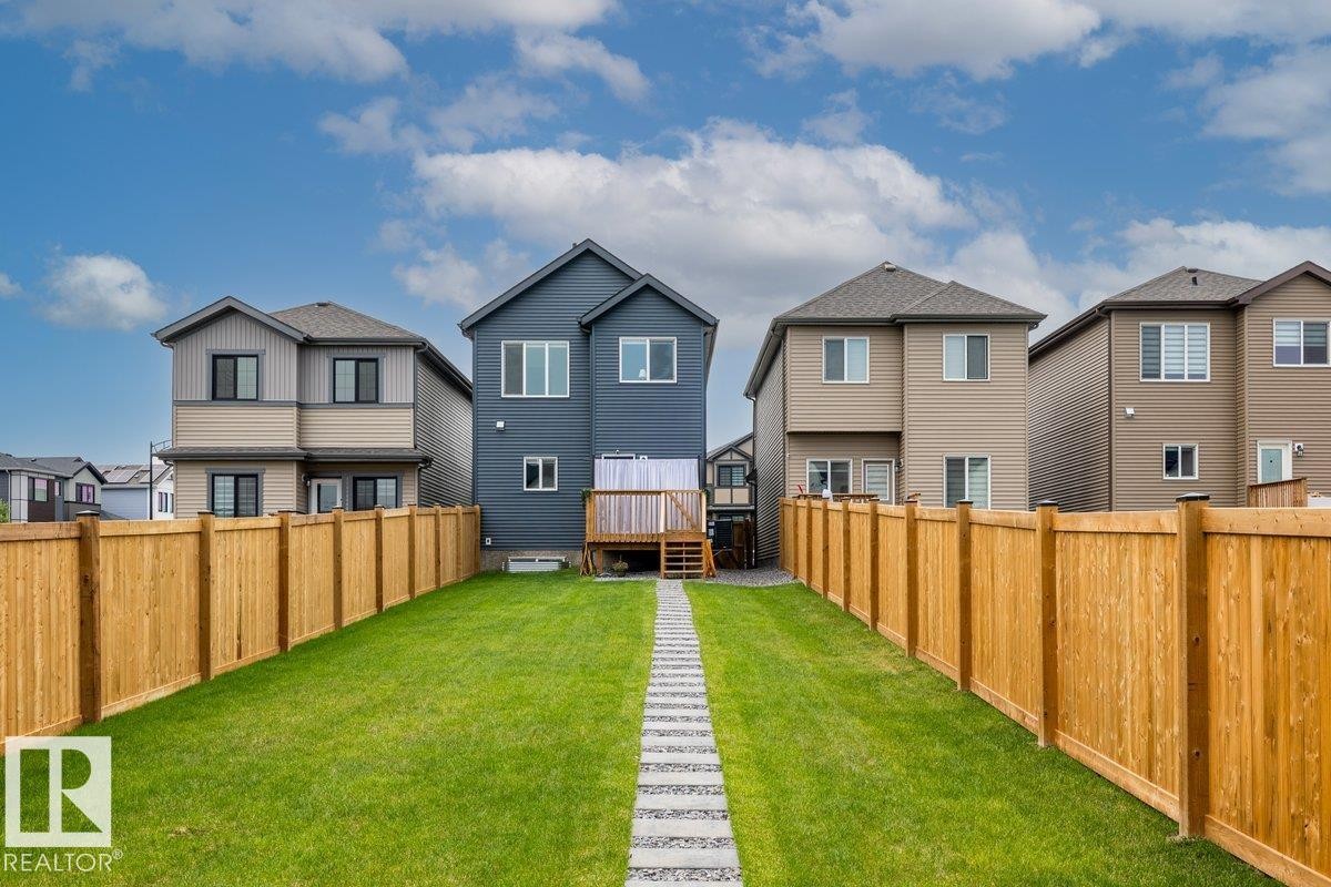 9307 221 Street, Edmonton, AB