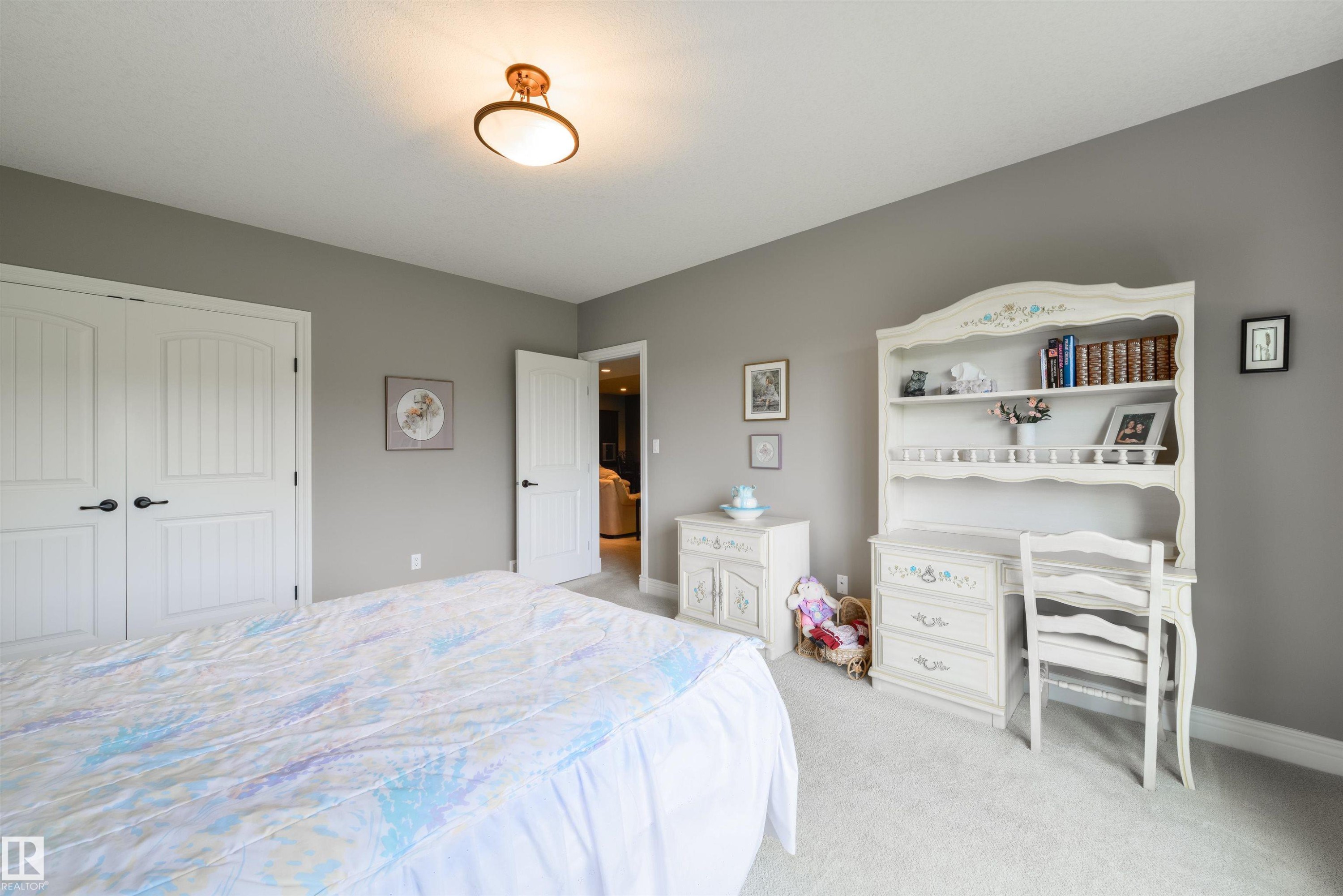 224 Ambleside Drive, Edmonton, AB