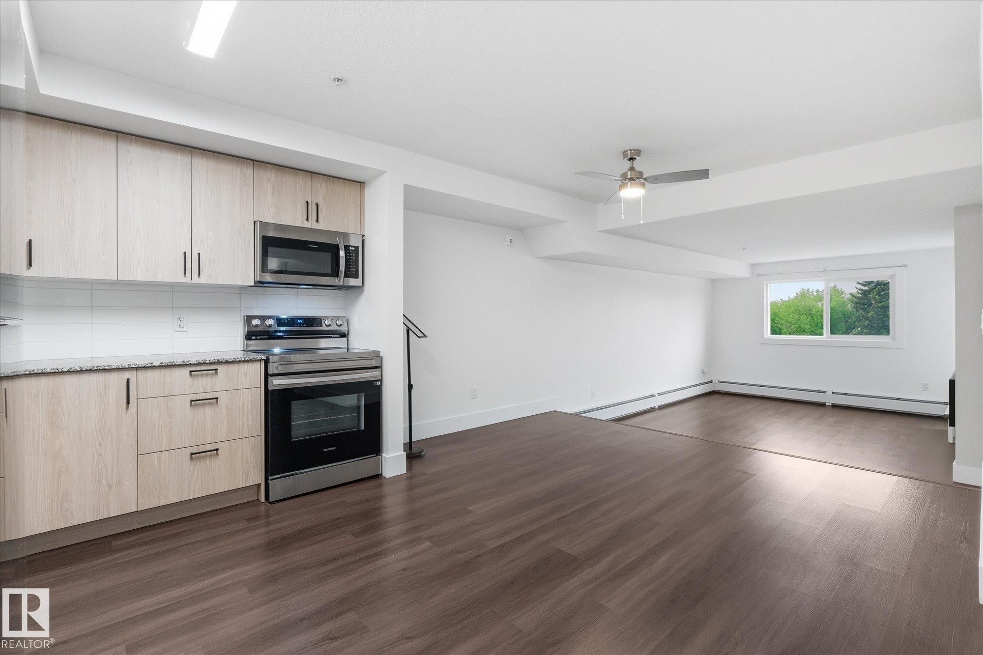 302 9504 182 Street, Edmonton, AB