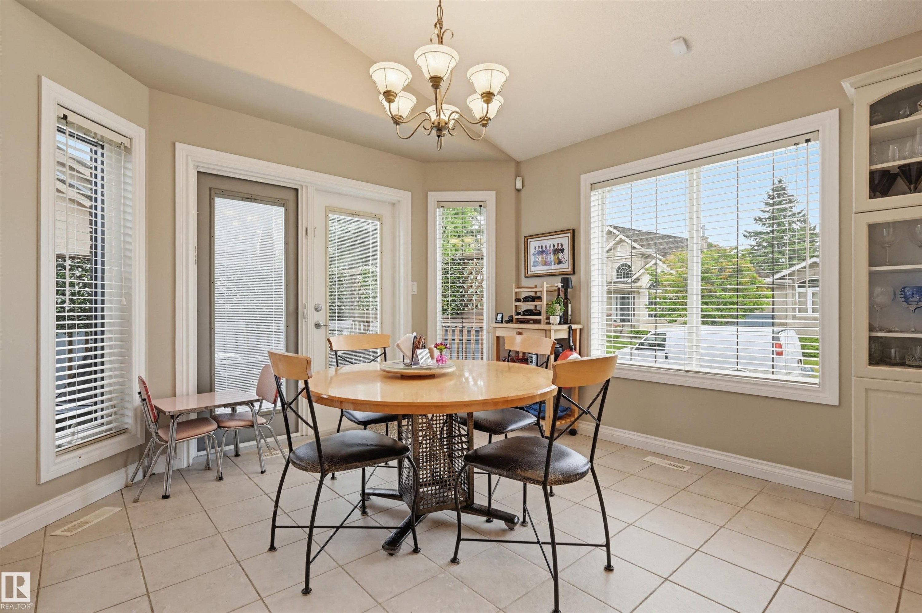 28 Prestige Point(E), Edmonton, AB
