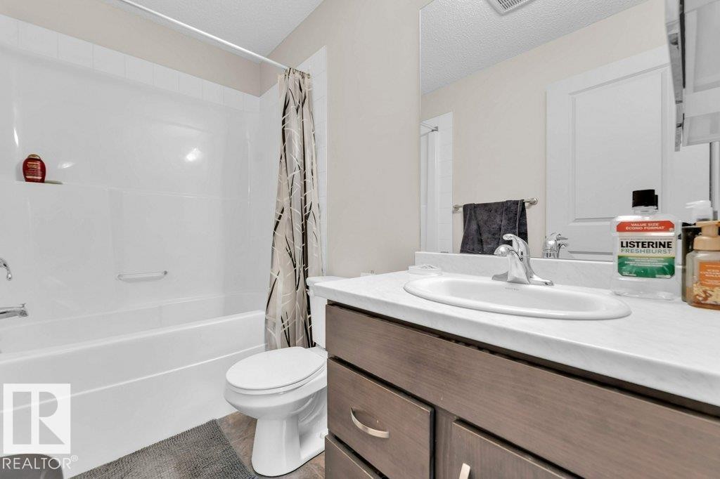 116 5404 7 Avenue, Edmonton, AB - Indoor Photo Showing Bathroom