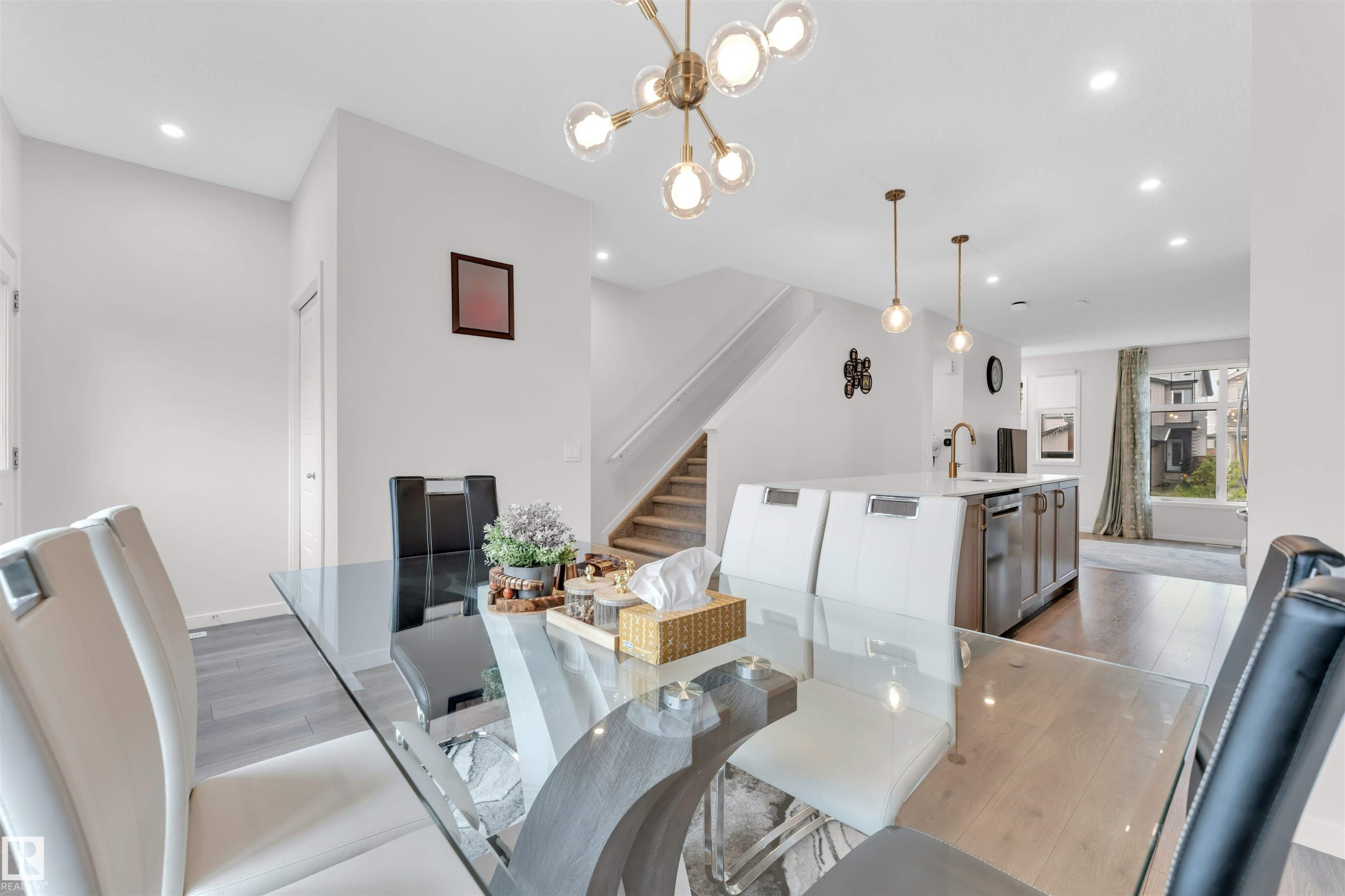 3607 6 Avenue, Edmonton, AB - Indoor Photo Showing Dining Room