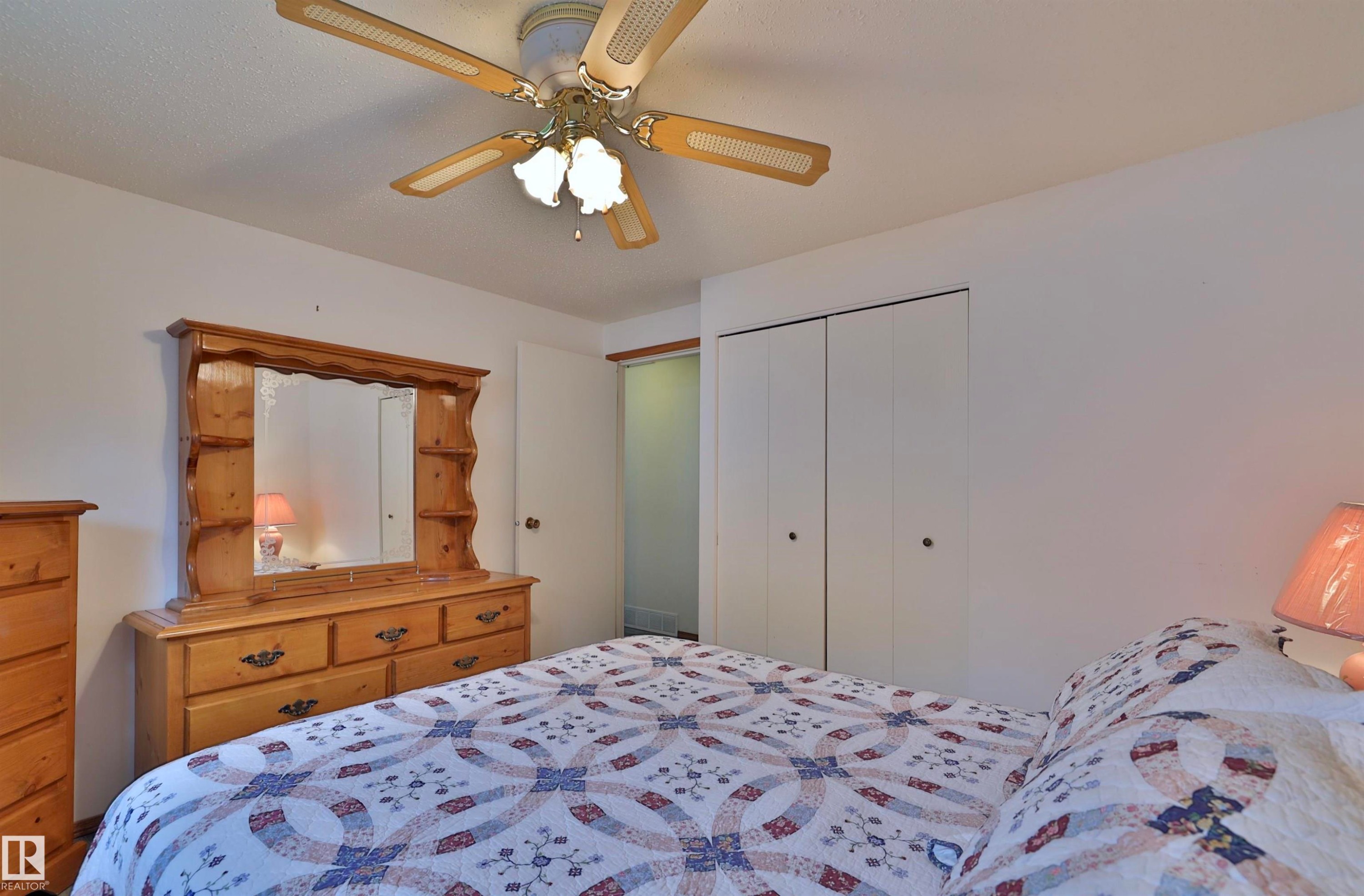144 Cameron Crescent, Wetaskiwin, AB - Indoor Photo Showing Bedroom