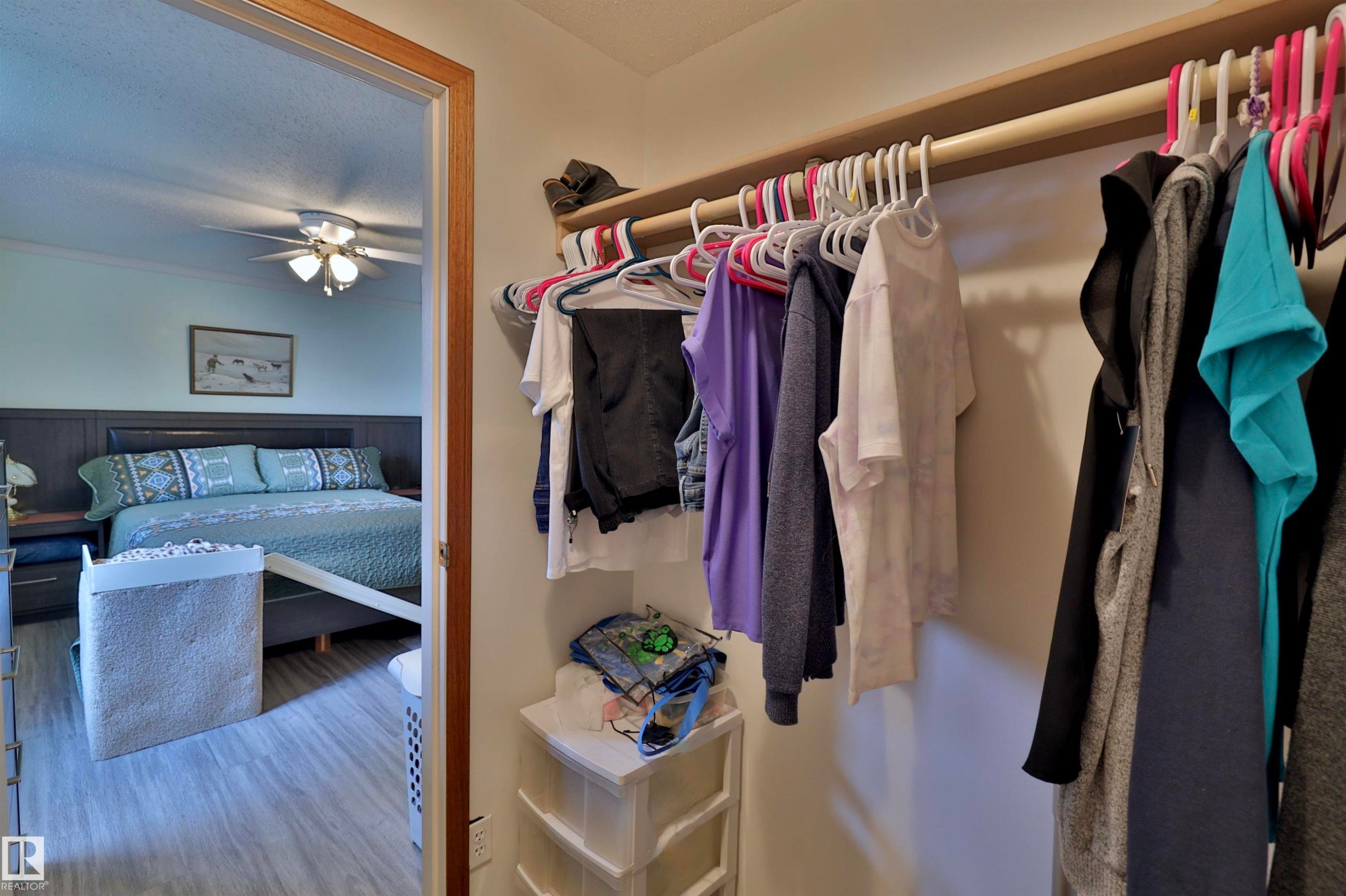 144 Cameron Crescent, Wetaskiwin, AB - Indoor With Storage