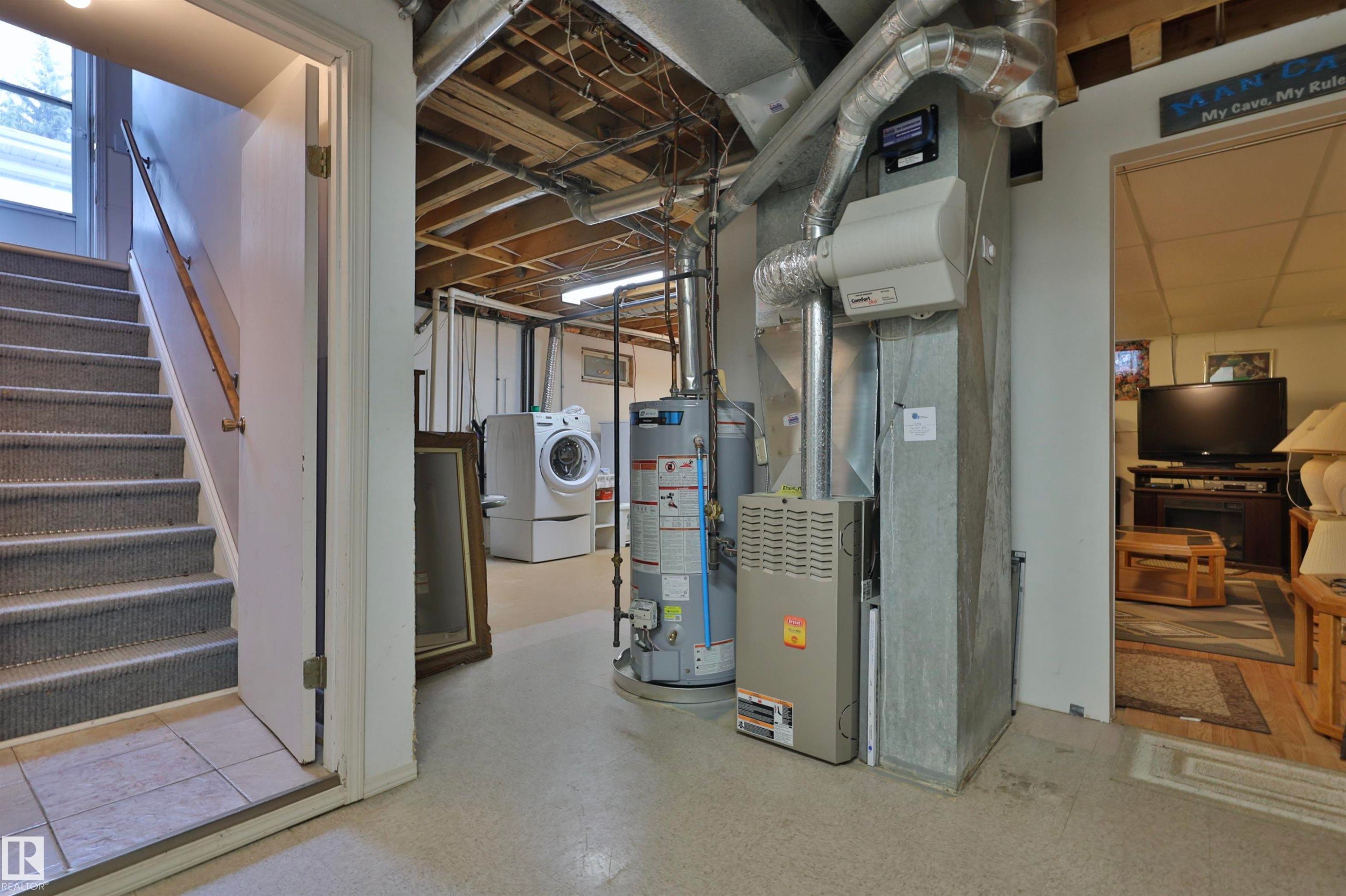 144 Cameron Crescent, Wetaskiwin, AB - Indoor Photo Showing Basement