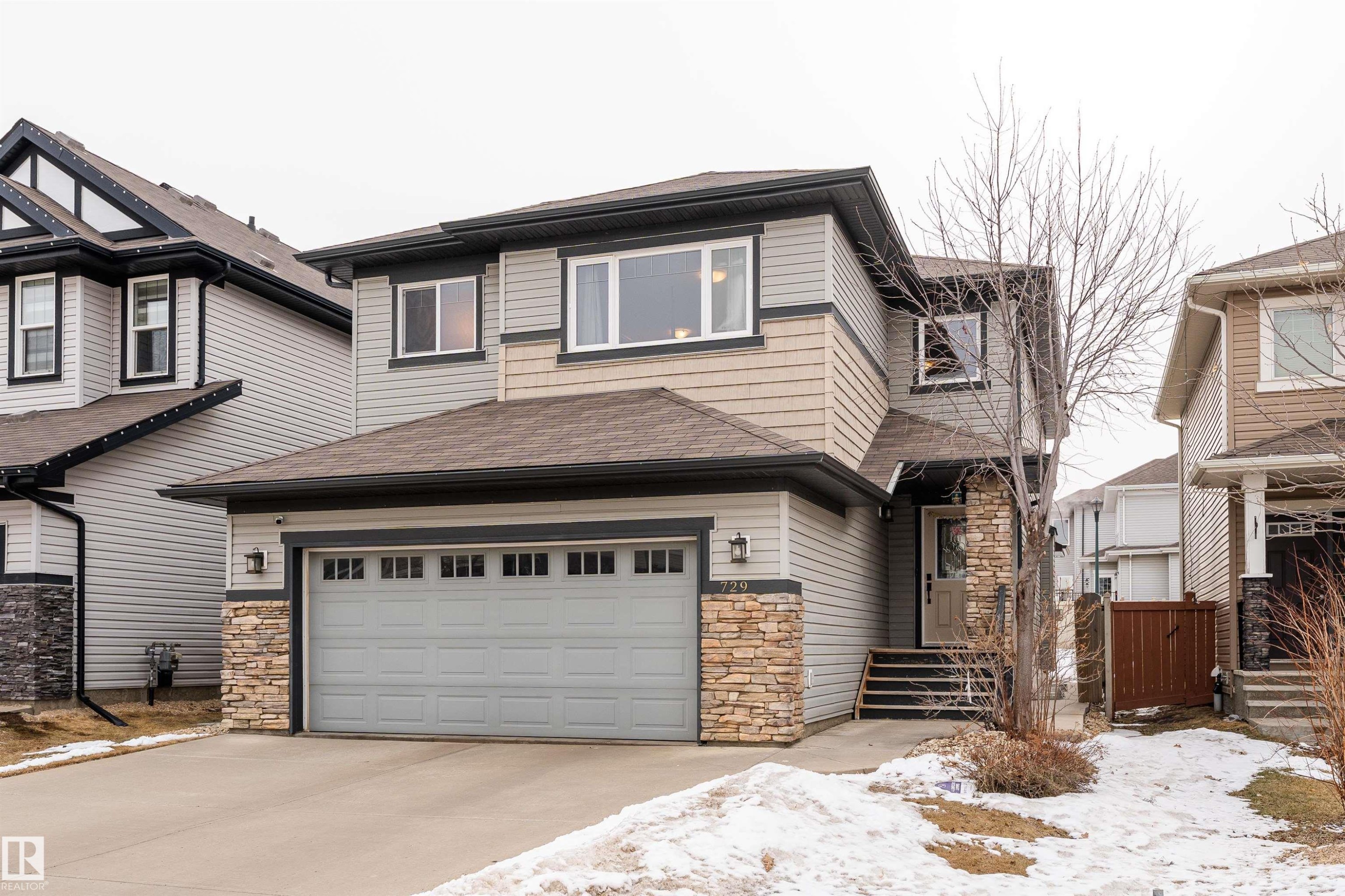 729 37A Avenue, Edmonton, AB - Outdoor With Facade