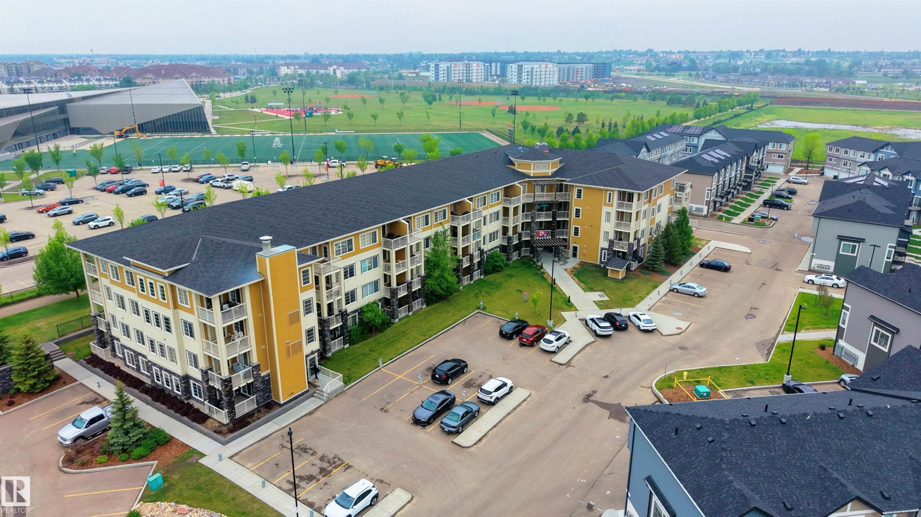 #115 3670 139 Av Nw, Edmonton, AB - Outdoor With View