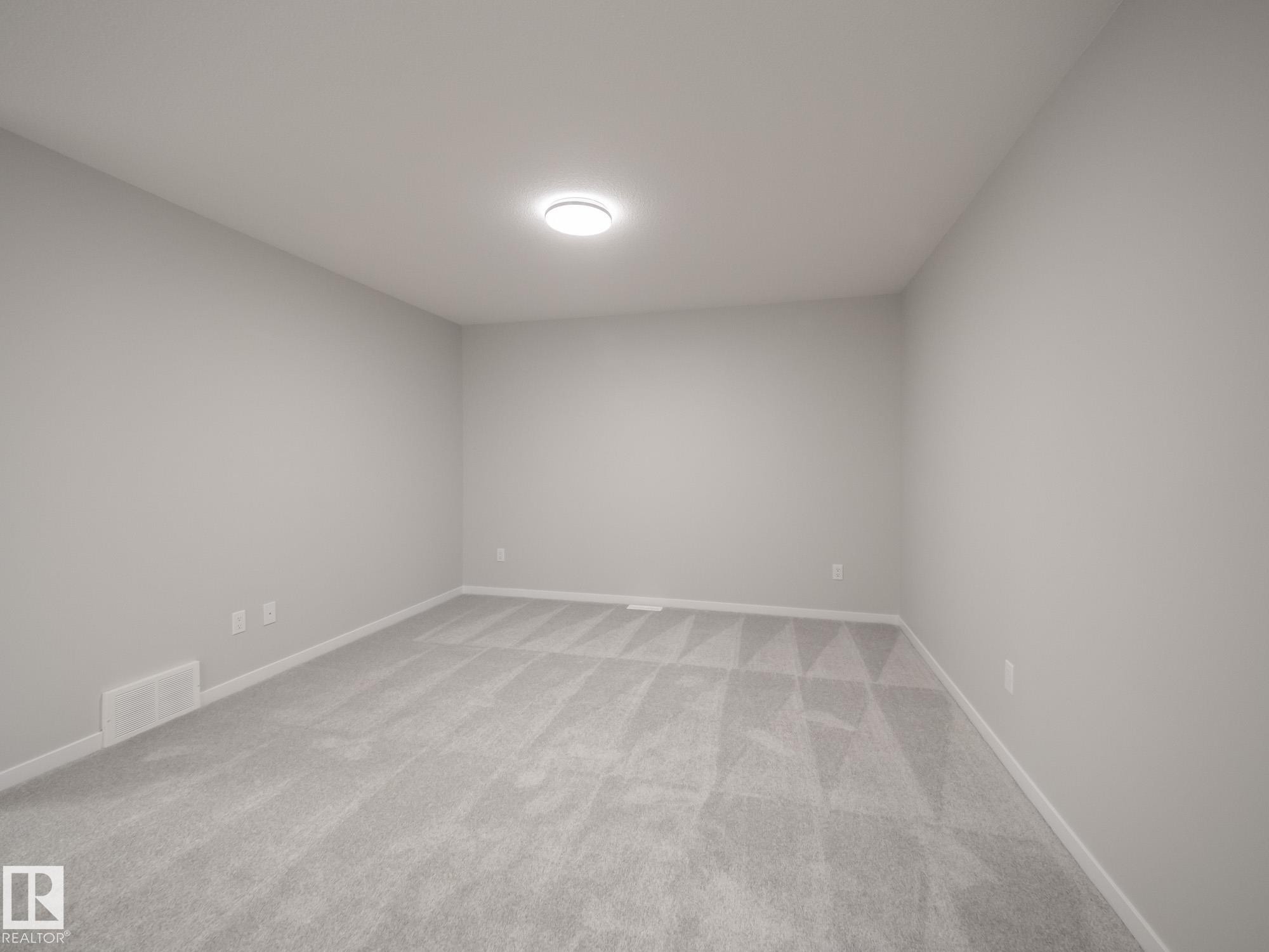 19430 22A Avenue, Edmonton, AB - Indoor Photo Showing Other Room