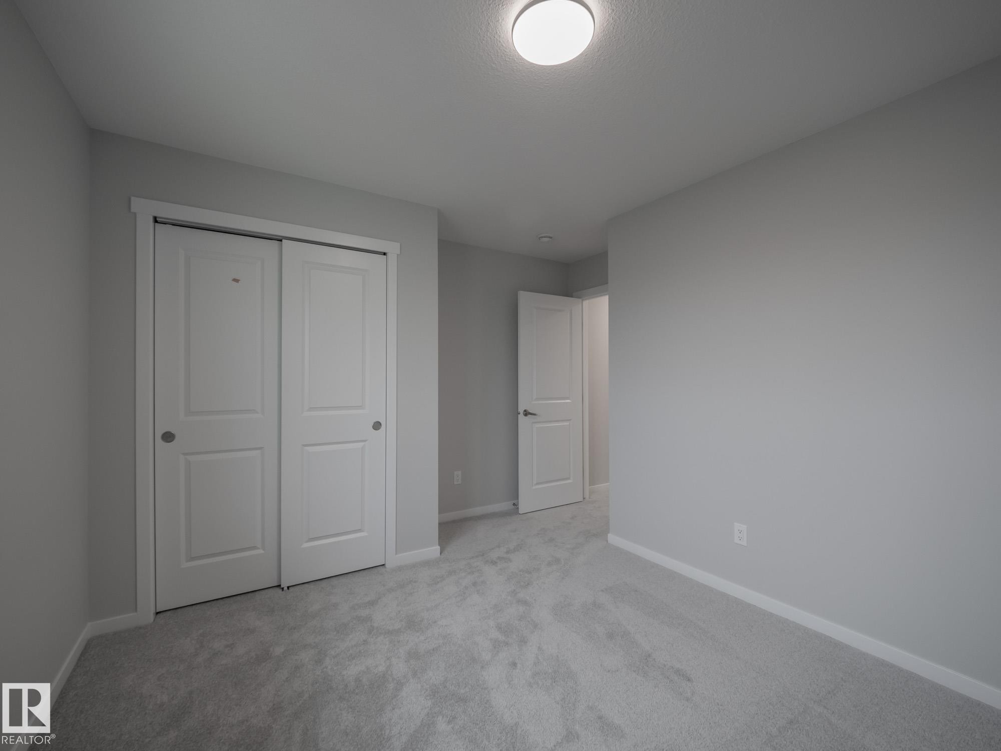 19430 22A Avenue, Edmonton, AB - Indoor Photo Showing Other Room
