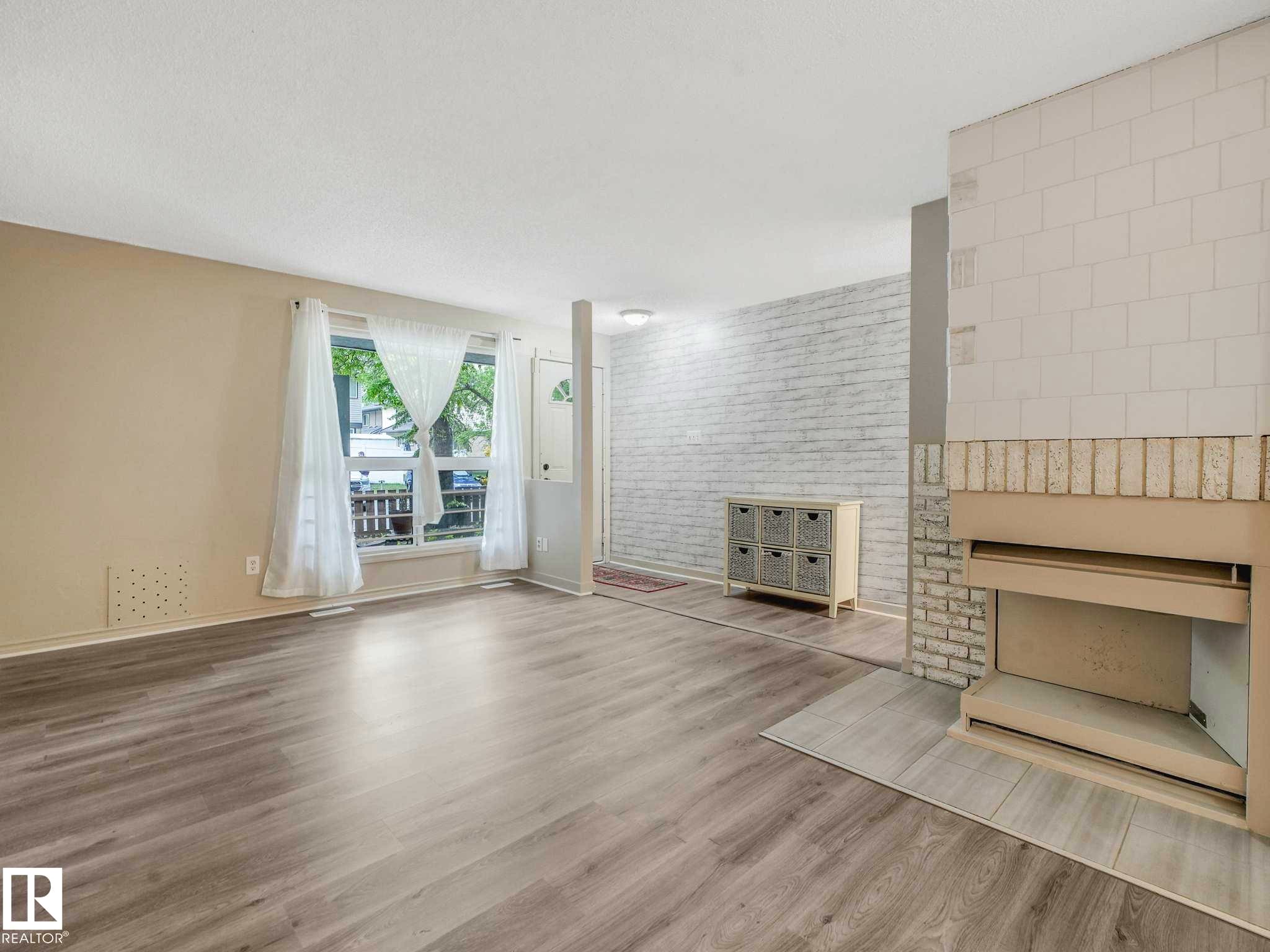 57 3111 142 Avenue, Edmonton, AB