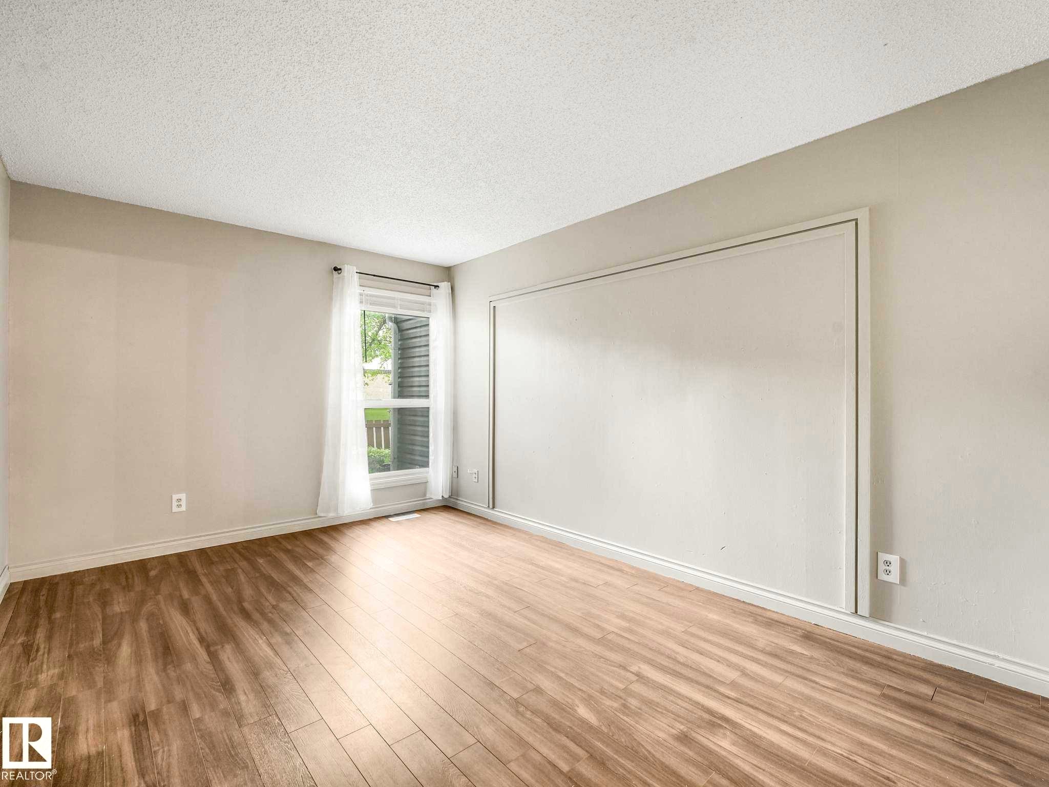57 3111 142 Avenue, Edmonton, AB