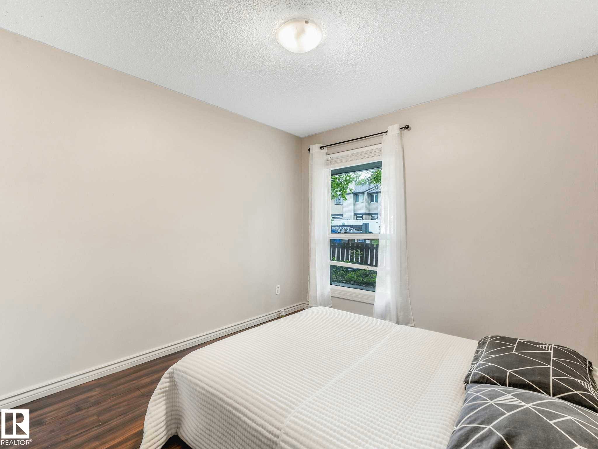 57 3111 142 Avenue, Edmonton, AB