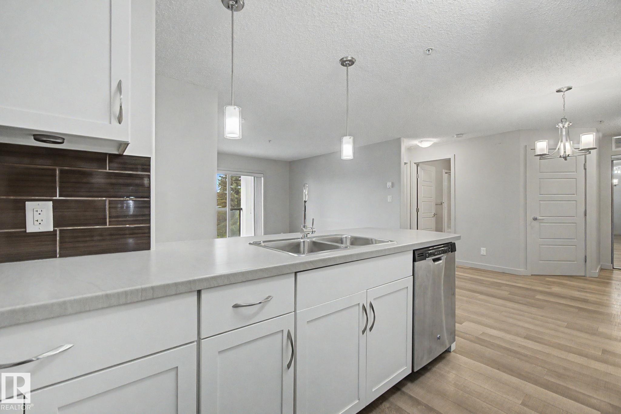 359 7805 71 Street, Edmonton, AB