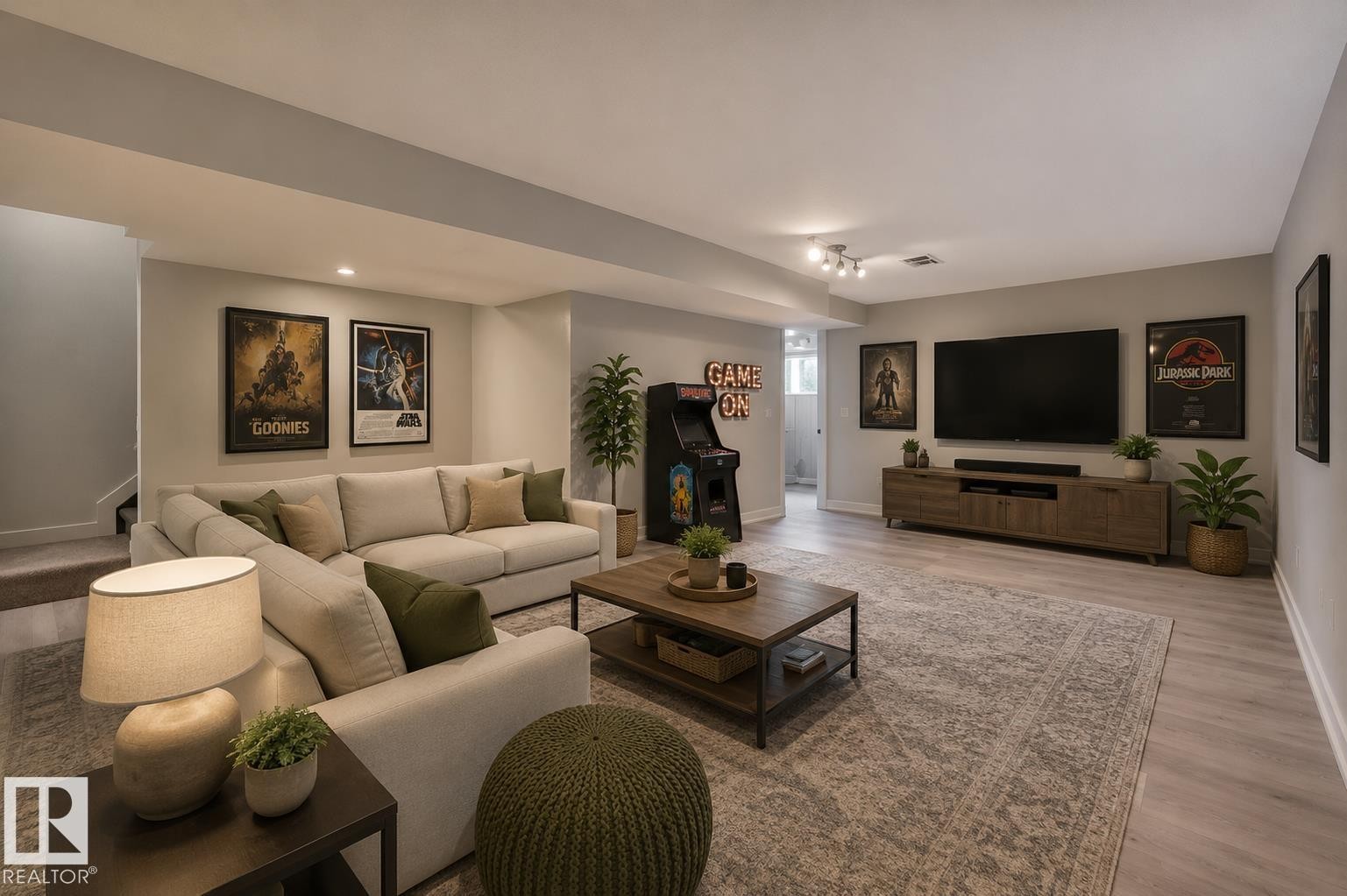 908 Valour Way, Edmonton, AB - Indoor Photo Showing Living Room
