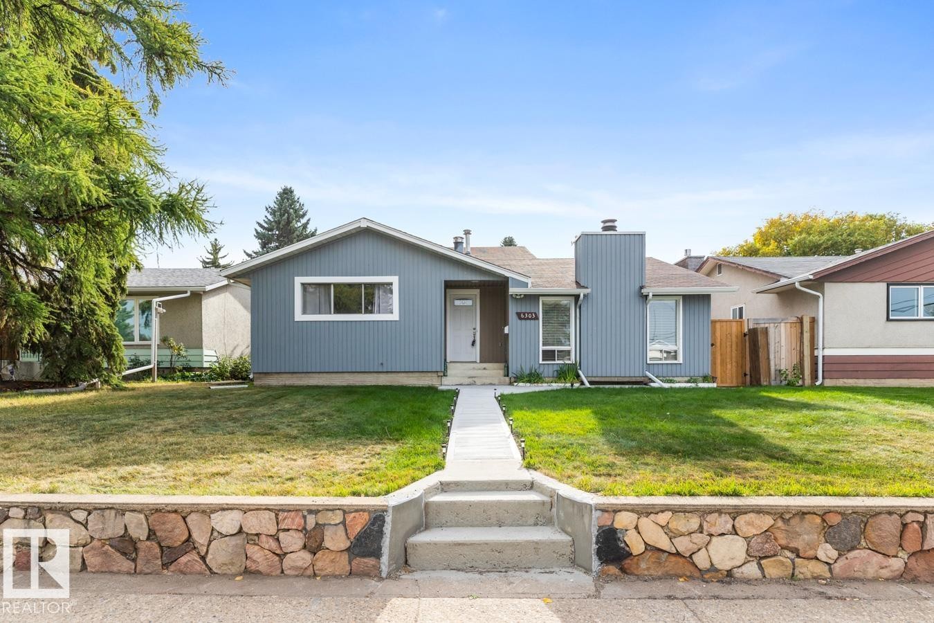 6303 89 Avenue Nw, Edmonton, AB - Outdoor