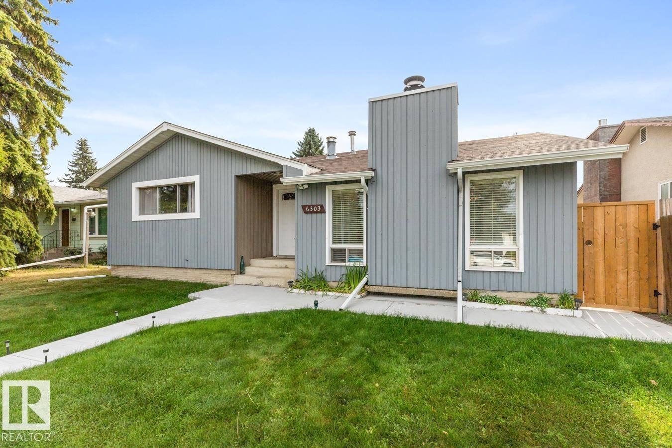 6303 89 Avenue Nw, Edmonton, AB - Outdoor