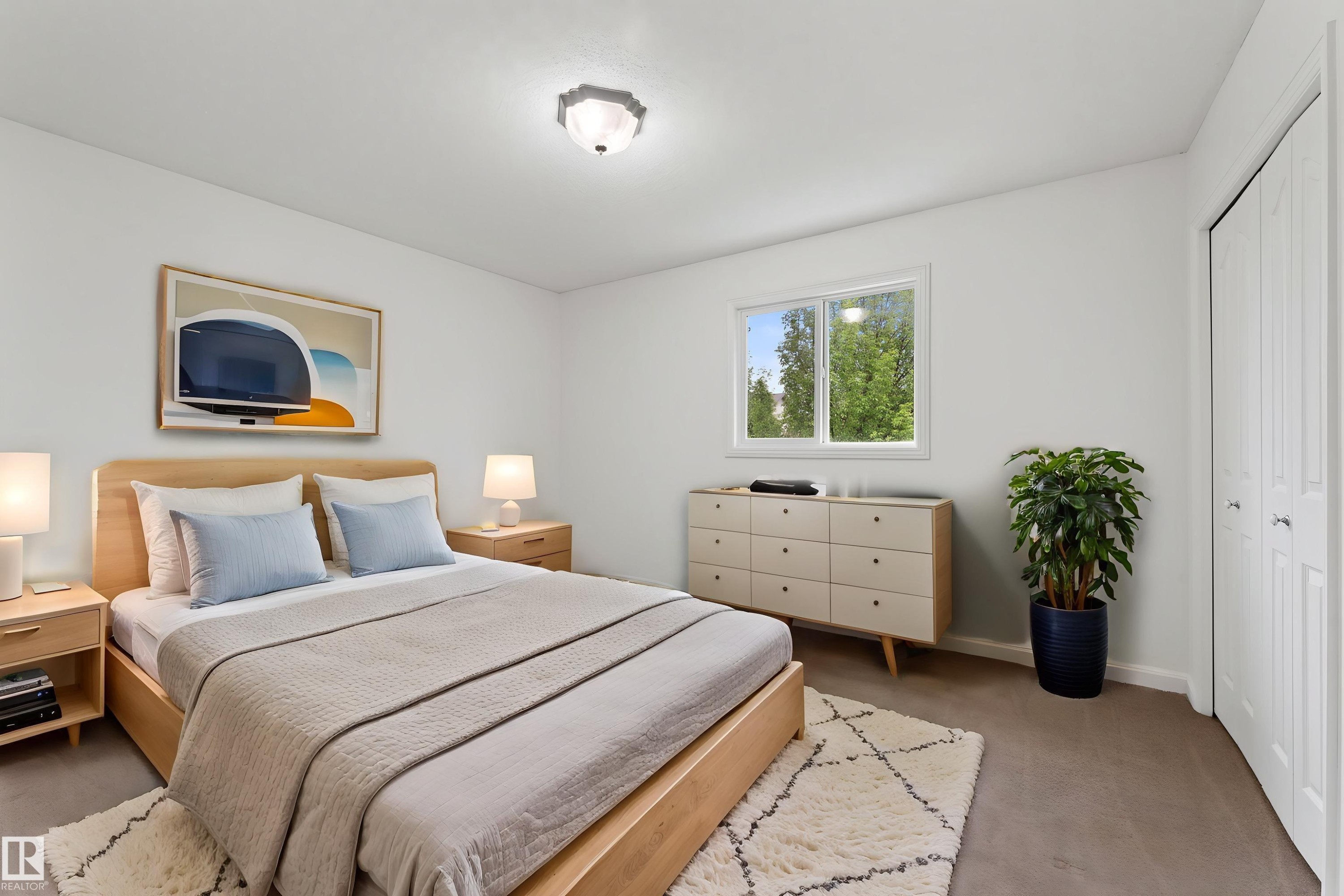 1951 120 Street Sw, Edmonton, AB - Indoor Photo Showing Bedroom