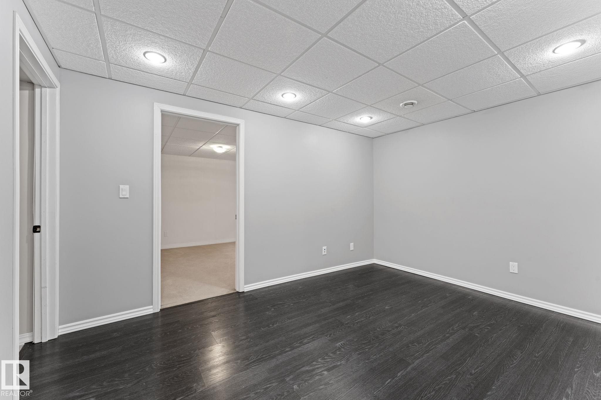 1951 120 Street Sw, Edmonton, AB - Indoor Photo Showing Other Room