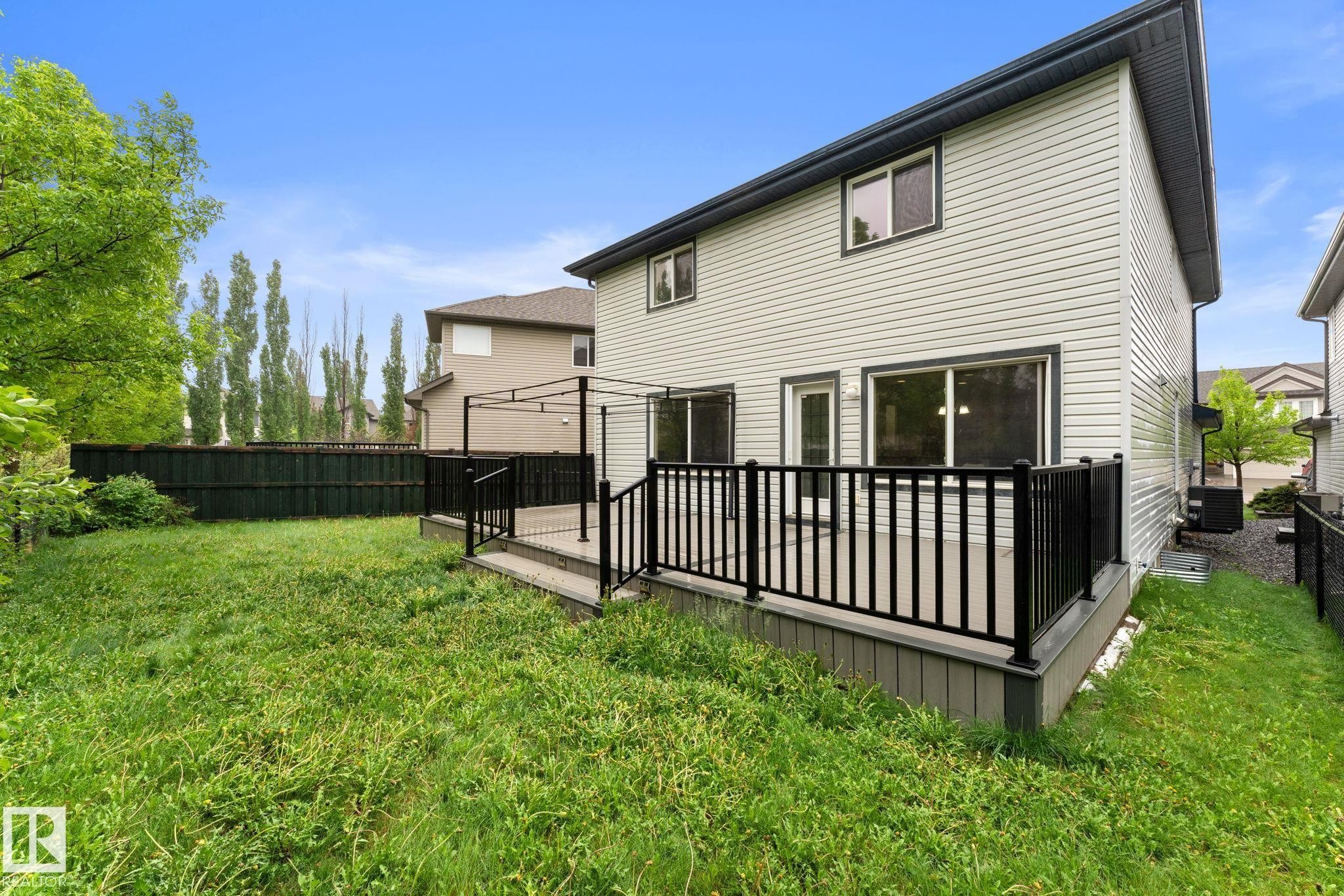1951 120 Street Sw, Edmonton, AB - Outdoor