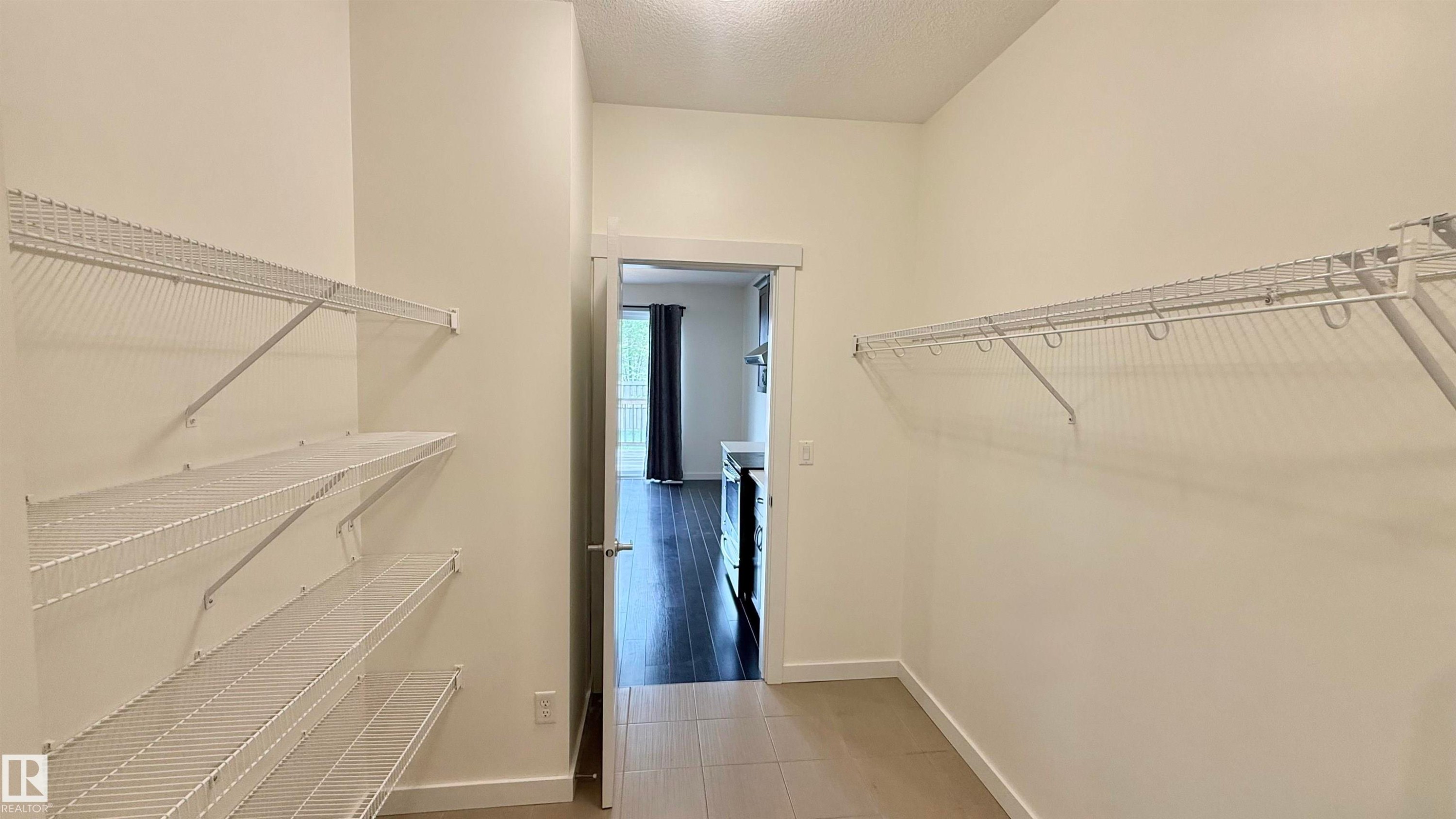 3962 Claxton Loop, Edmonton, AB - Indoor With Storage