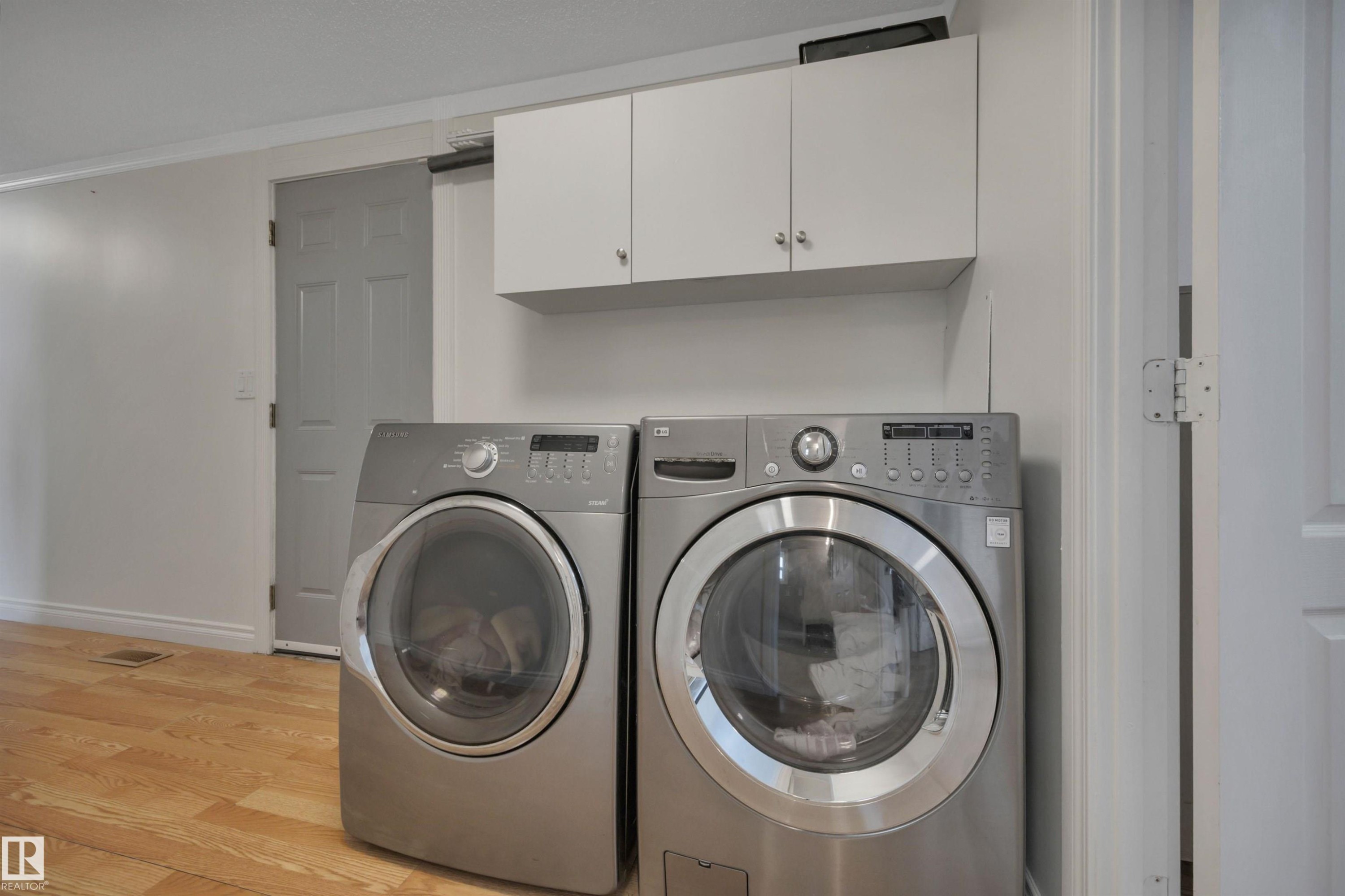 140 Evergreen Park, Edmonton, AB - Indoor Photo Showing Laundry Room