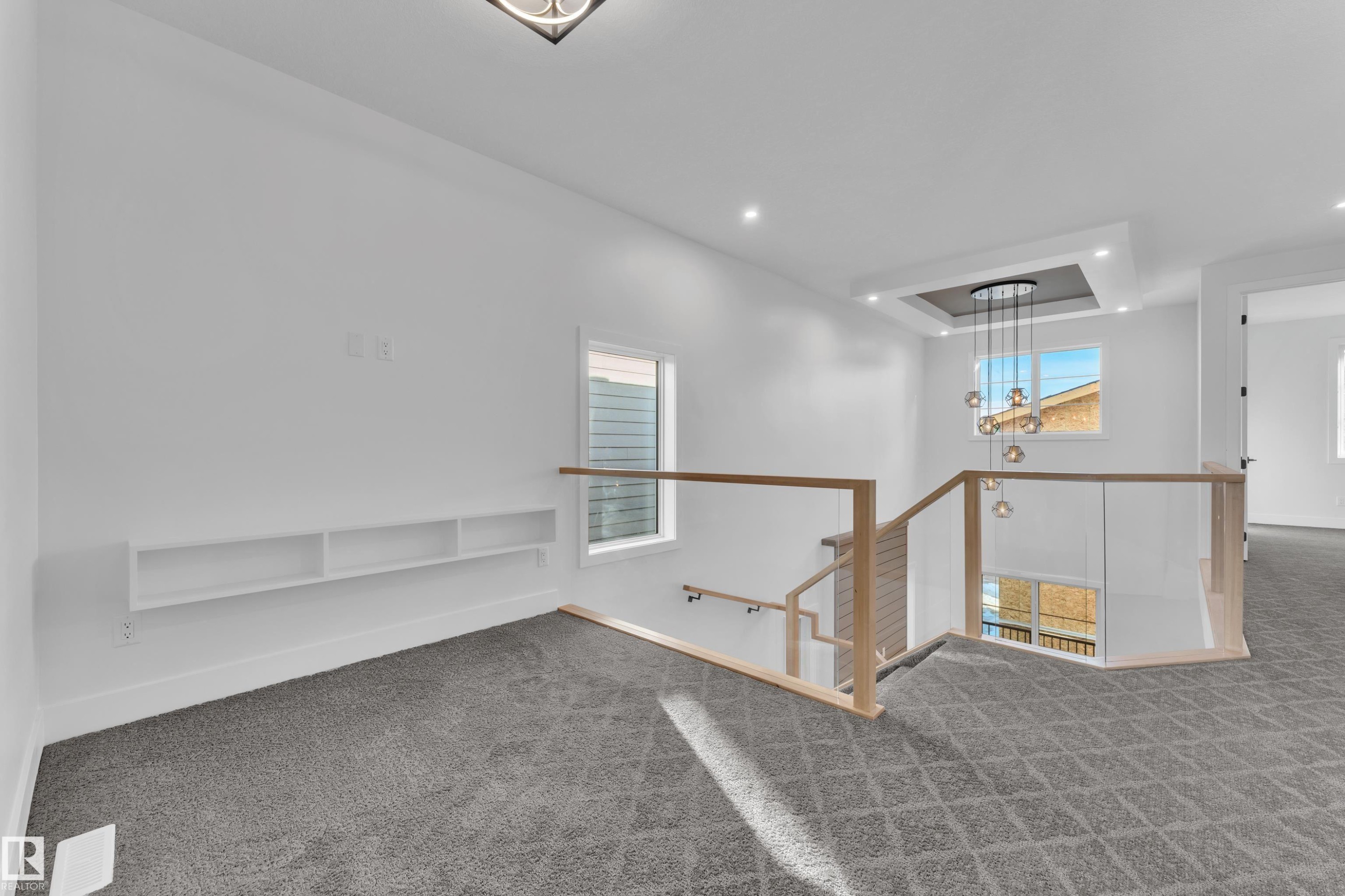 6111 Crawford Drive, Edmonton, AB - Indoor Photo Showing Other Room