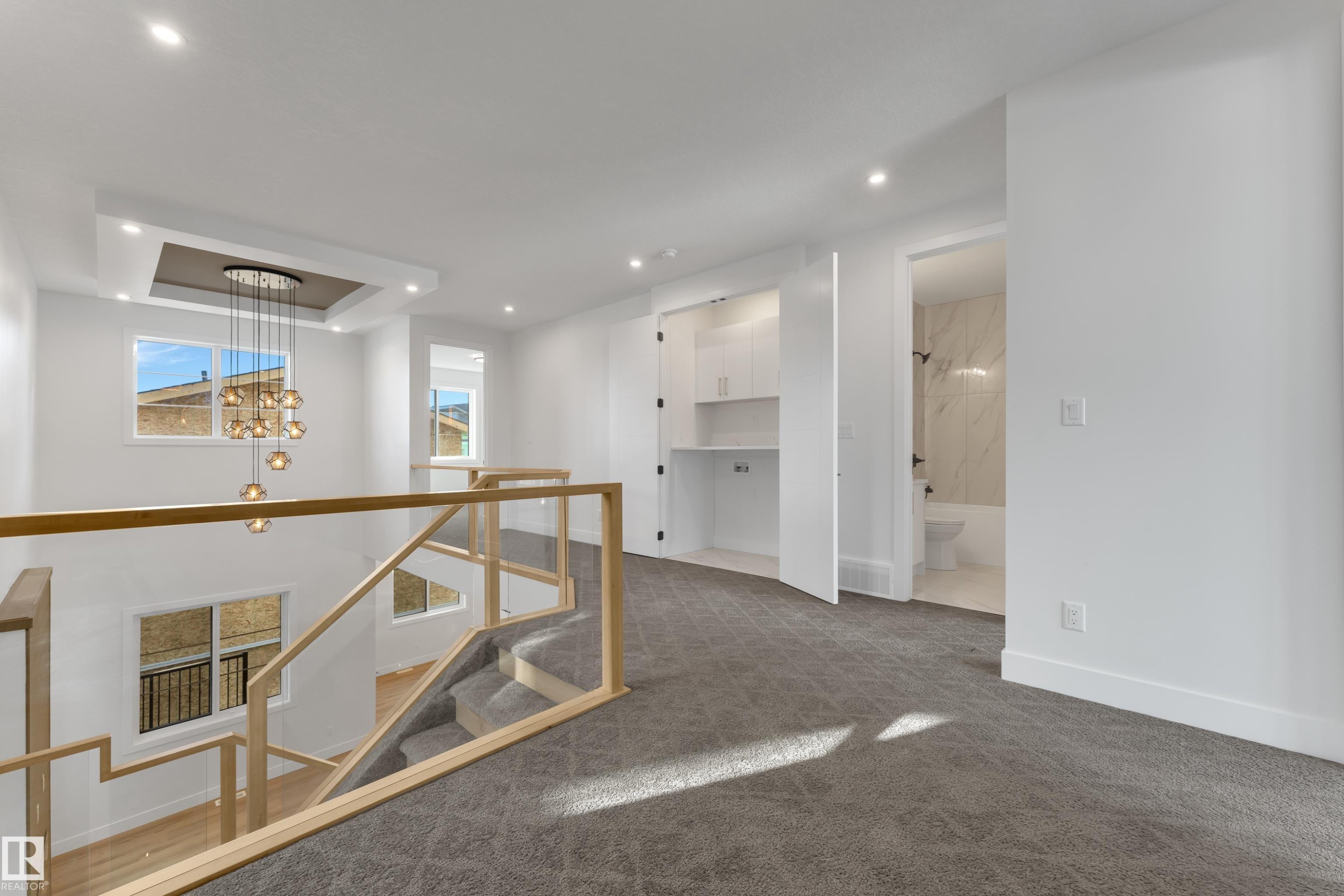 6111 Crawford Drive, Edmonton, AB - Indoor Photo Showing Other Room