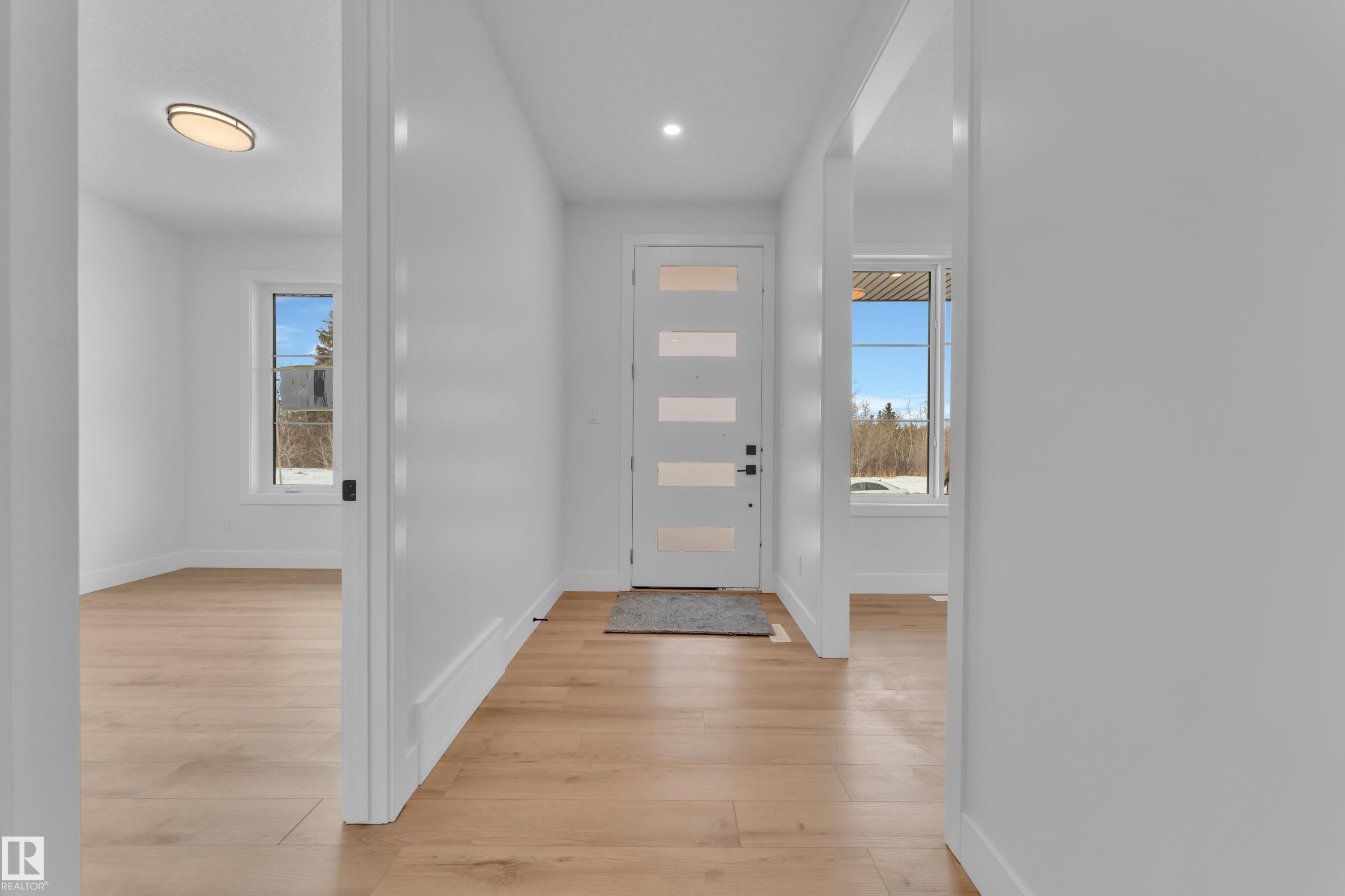 6111 Crawford Drive, Edmonton, AB - Indoor Photo Showing Other Room