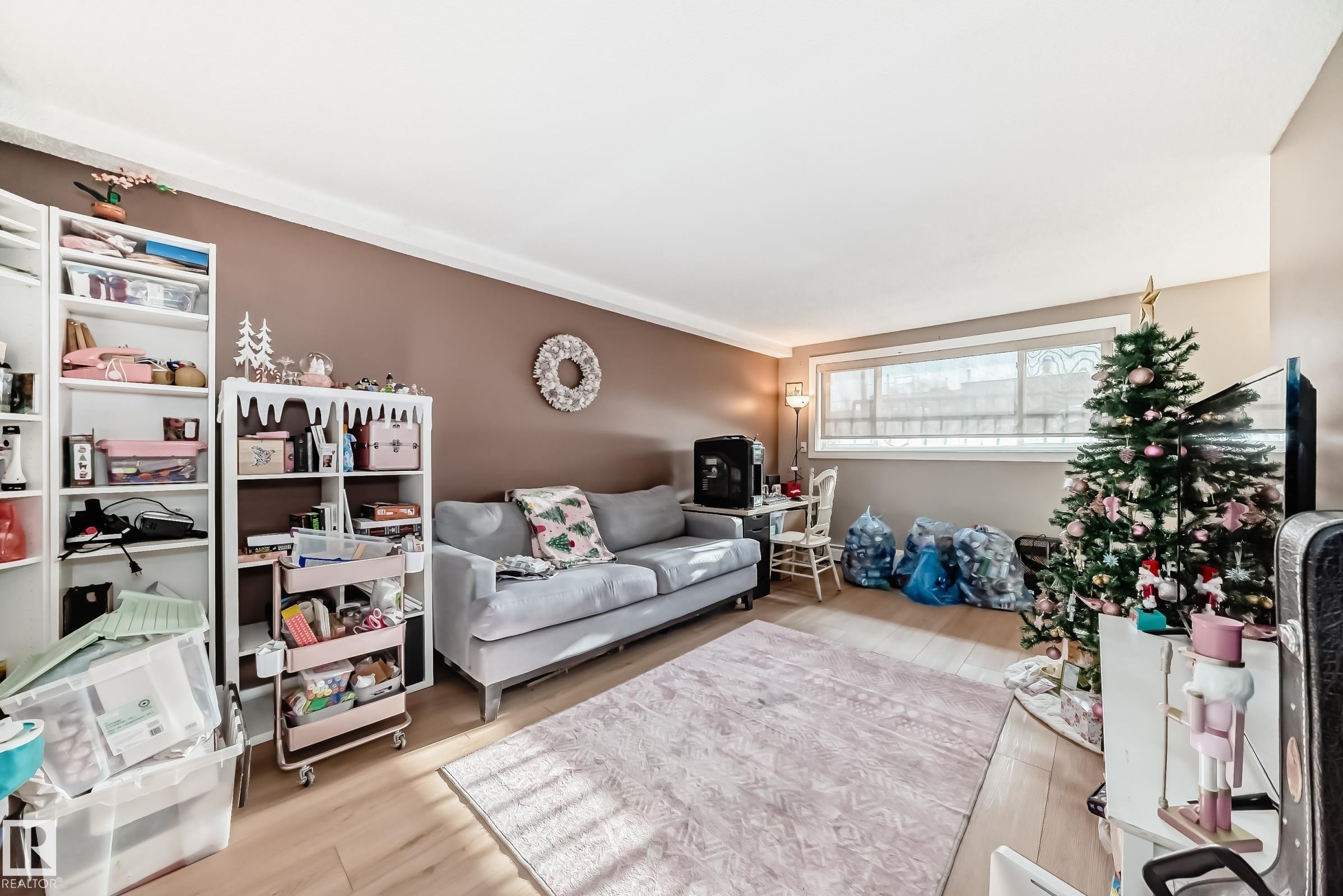 102 10149 83 Avenue, Edmonton, AB - Indoor